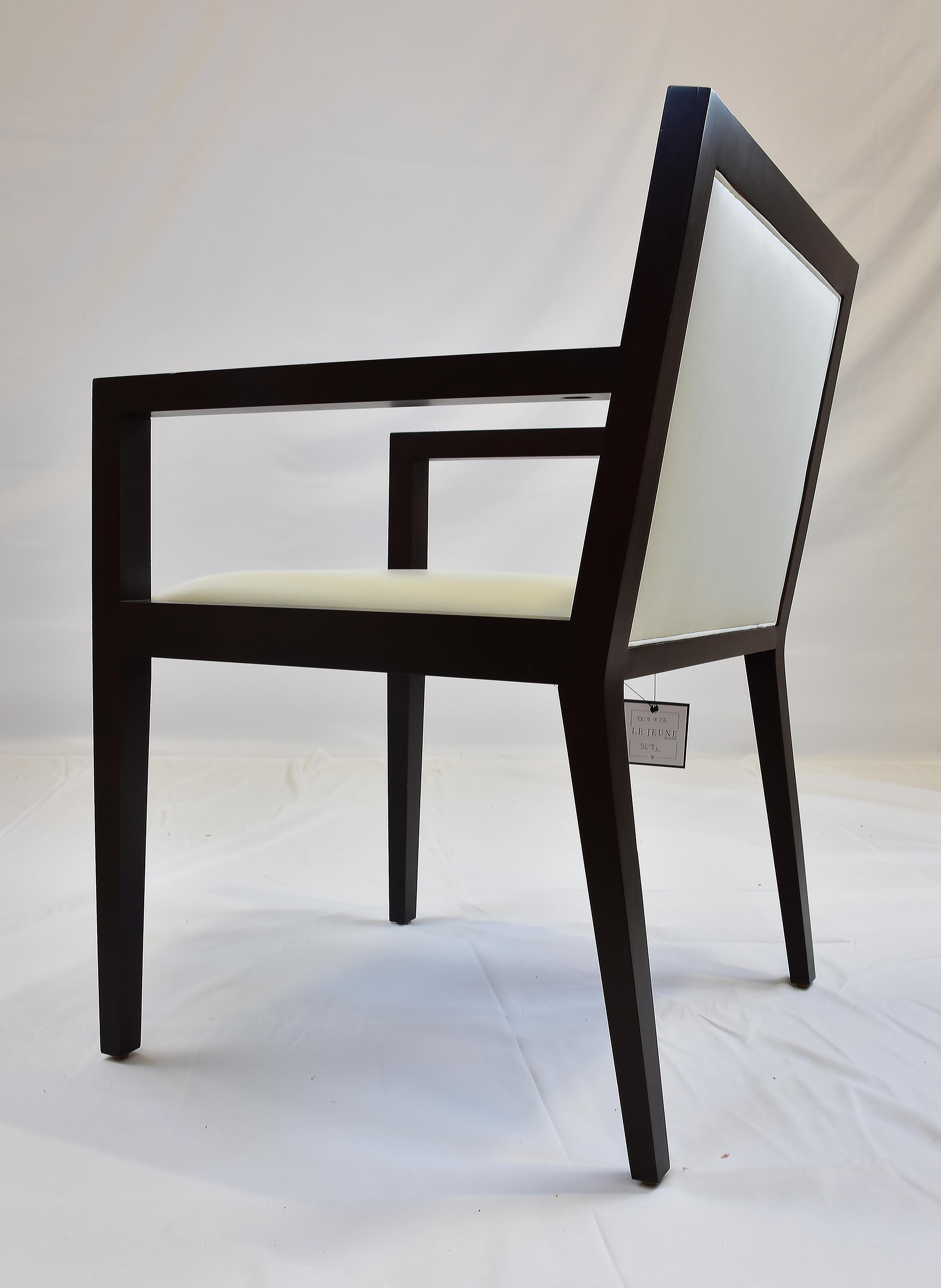 https://a.1stdibscdn.com/le-jeunes-upholstery-slj1-dining-arm-chair-showroom-model-for-sale-picture-7/f_19743/f_384669521708727656005/DSC_0087_master.JPG