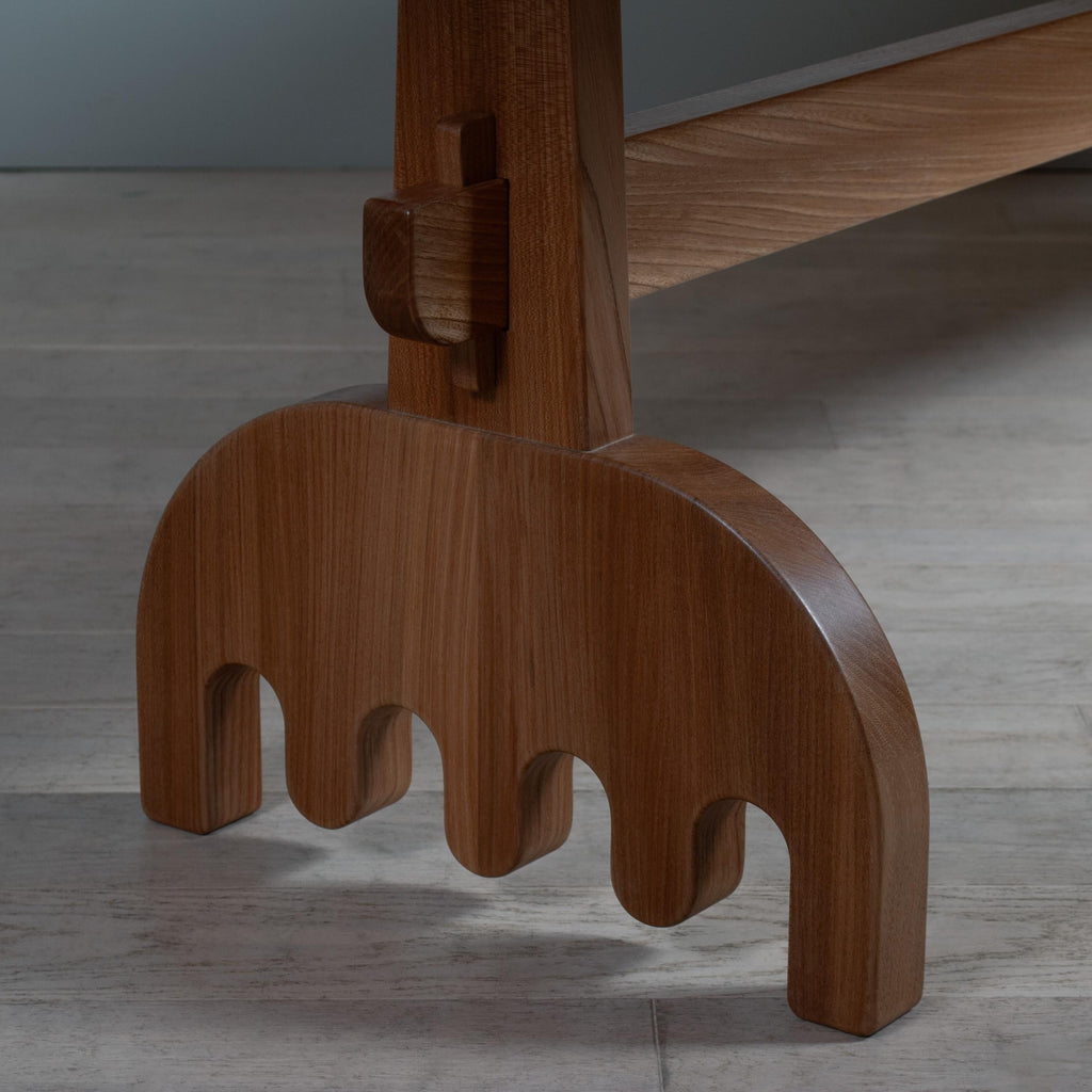 https://a.1stdibscdn.com/large-elm-dining-table-for-sale-picture-2/f_12322/f_421505721730646284256/DSC_0120_master.jpg