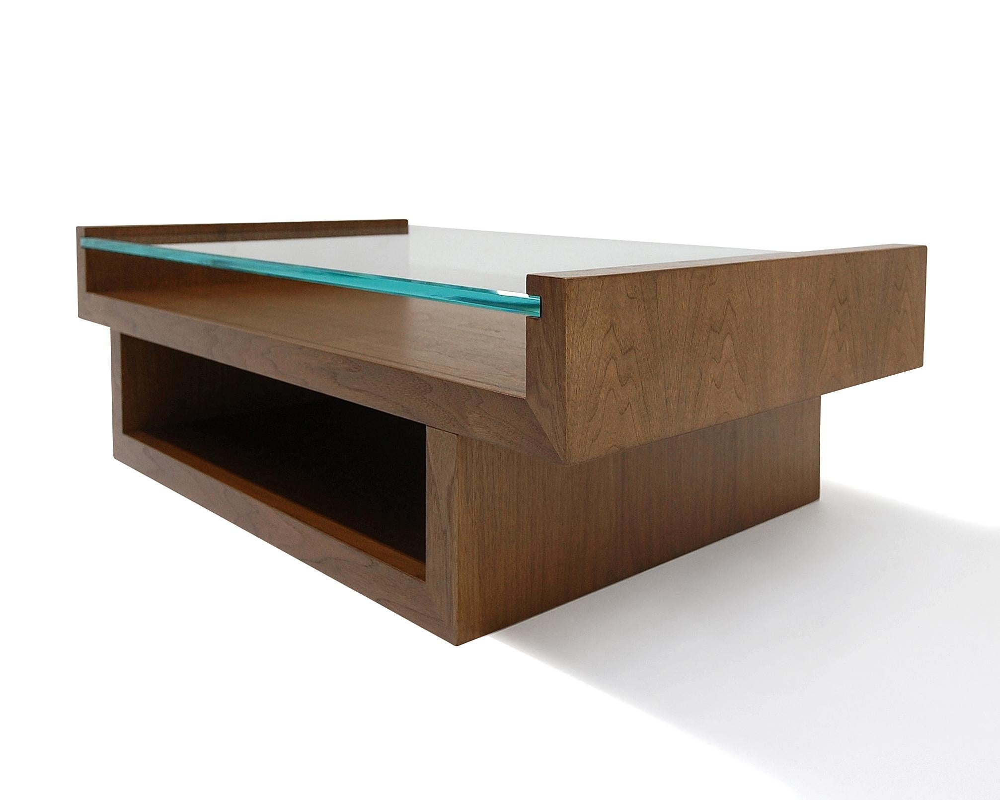 https://a.1stdibscdn.com/hinge-coffee-table-walnut-with-glass-top-custom-for-sale-picture-5/f_31463/f_395033821714489067774/DSC_0141PO_3668_HINGE_TABLE_RETOUCHED_master.jpg
