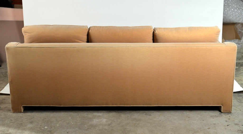 https://a.1stdibscdn.com/impeccable-mohair-designer-sofa-in-the-style-of-jean-michel-frank-for-sale-picture-8/f_8184/1551821076746/DSC_0154_master.JPG