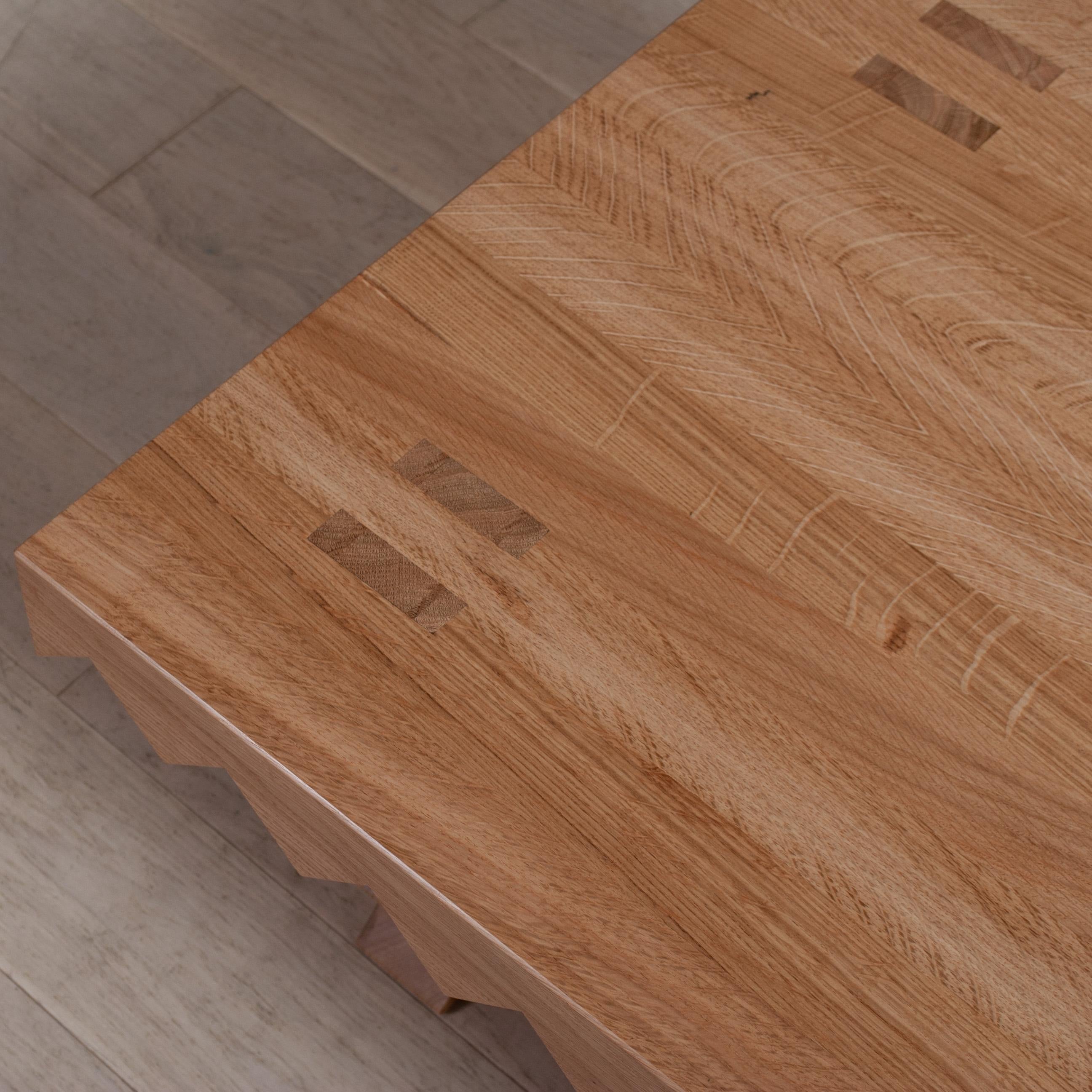 https://a.1stdibscdn.com/handcrafted-sawtooth-table-for-sale-picture-6/f_12322/f_421514421730653318213/DSC_0195_master.jpg