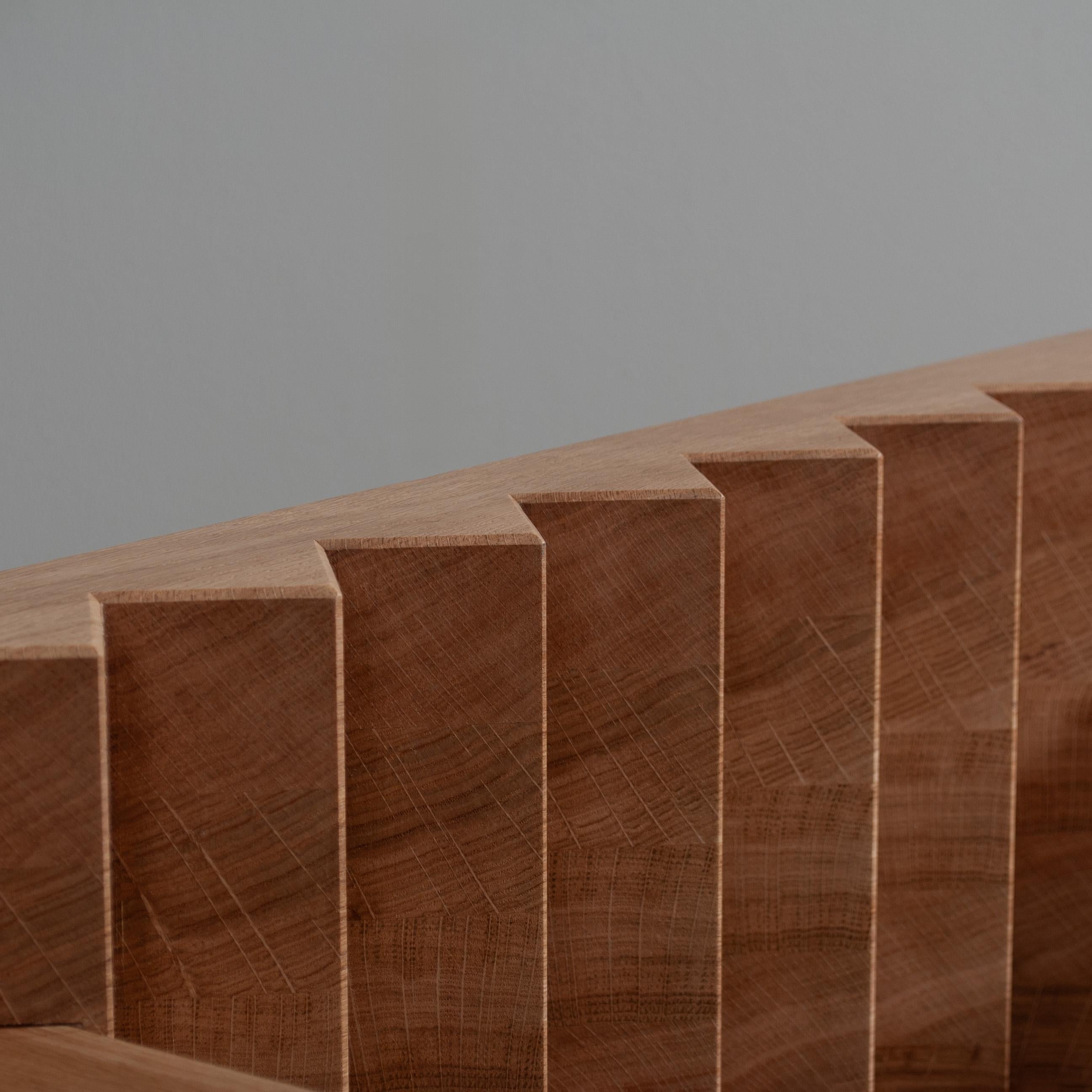 https://a.1stdibscdn.com/handcrafted-sawtooth-table-for-sale-picture-5/f_12322/f_421514421730653318070/DSC_0206_master.jpg