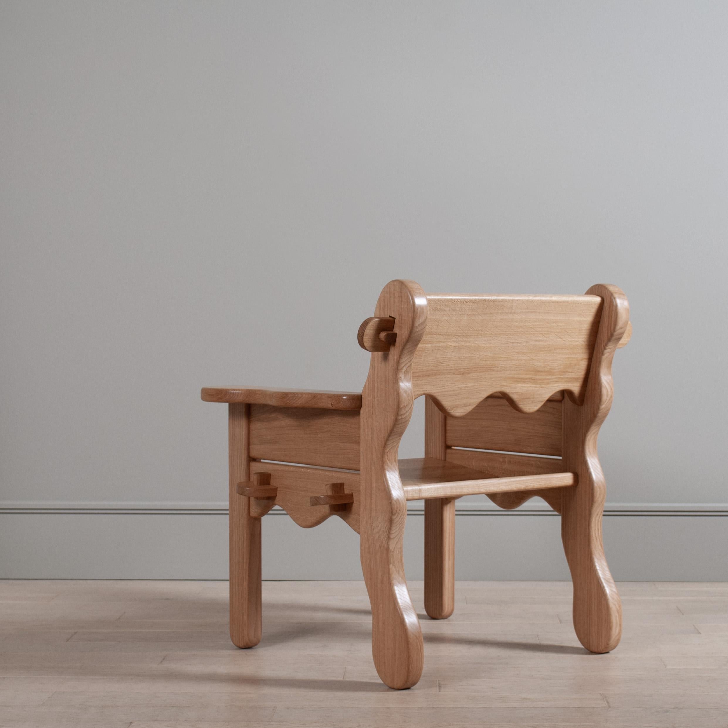 https://a.1stdibscdn.com/handcrafted-oak-lounge-chair-for-sale-picture-7/f_12322/f_435728721739208935481/DSC_0244_master.jpg