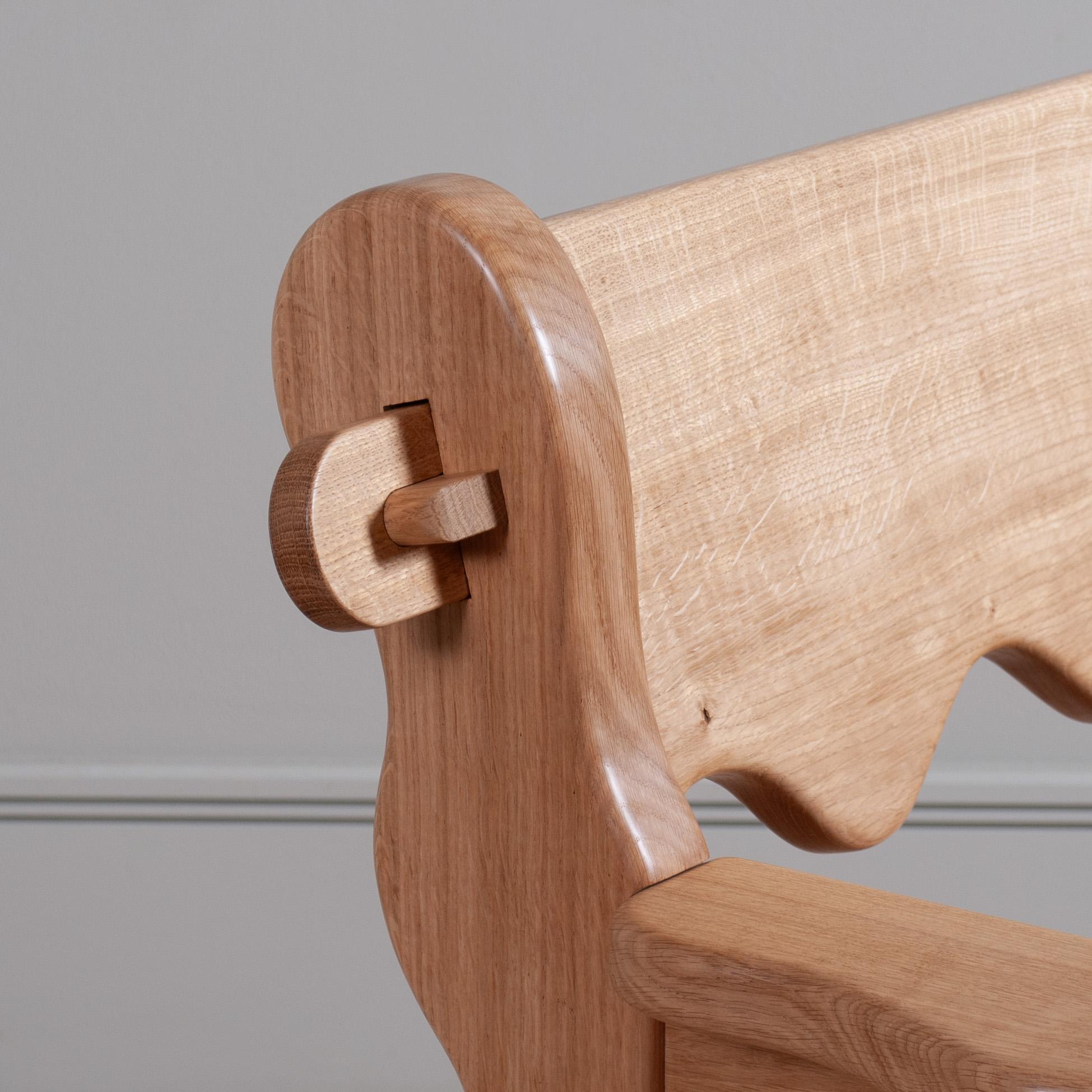 https://a.1stdibscdn.com/handcrafted-oak-lounge-chair-for-sale-picture-2/f_12322/f_435728721739208935248/DSC_0257_master.jpg