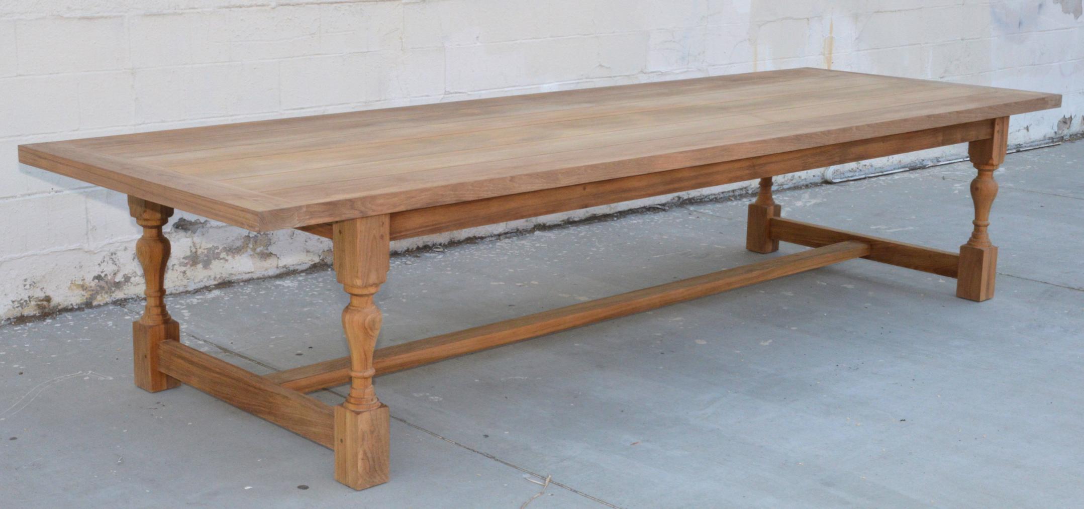 https://a.1stdibscdn.com/indoor-or-outdoor-teak-dining-table-for-sale-picture-9/f_8065/f_149958521559830916355/DSC_0349_TT34_6_master.jpg