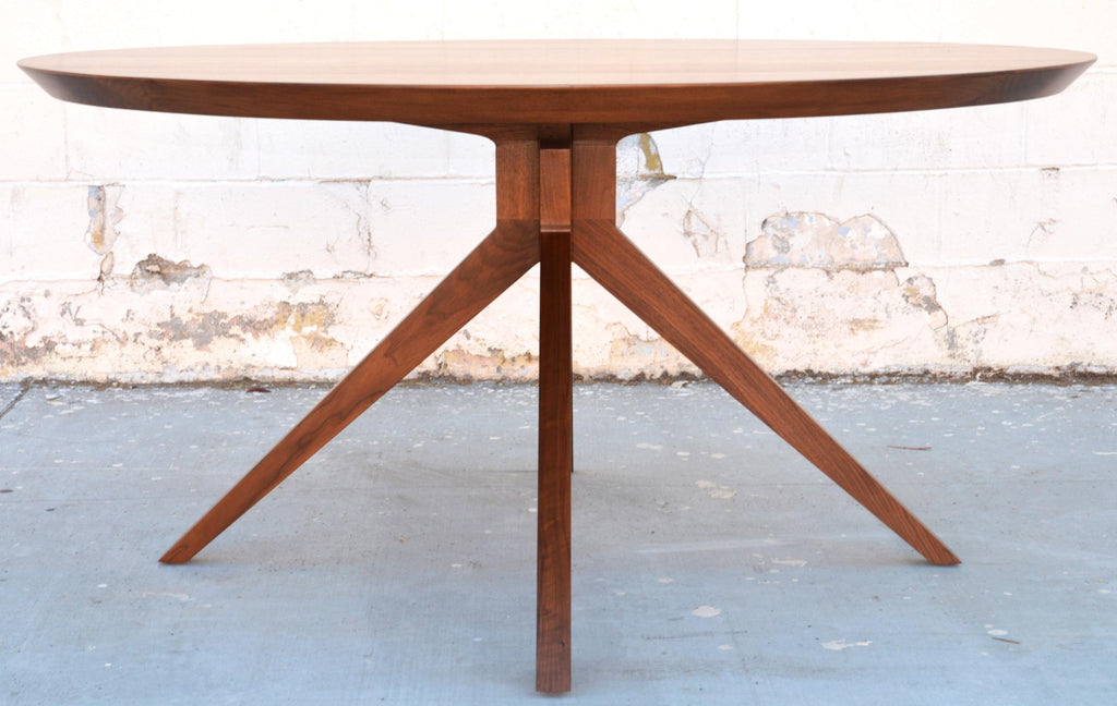 https://a.1stdibscdn.com/sputnik-dining-table-in-solid-walnut-built-to-order-by-petersen-antiques-for-sale-picture-2/f_8065/f_96388111548852098574/DSC_0356_SPutnik_9_master.jpg