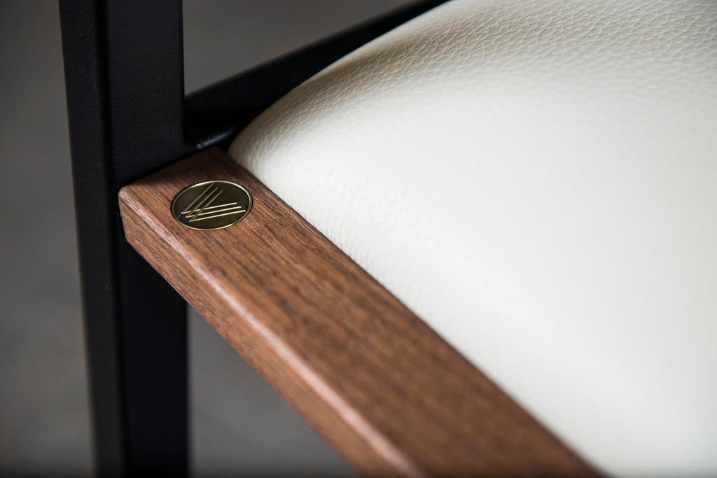 https://a.1stdibscdn.com/shaker-modern-chair-by-ambrozia-solid-walnut-black-steel-sandle-vinyl-for-sale-picture-7/f_36881/f_186663321586543915907/DSC_0357_master.jpg