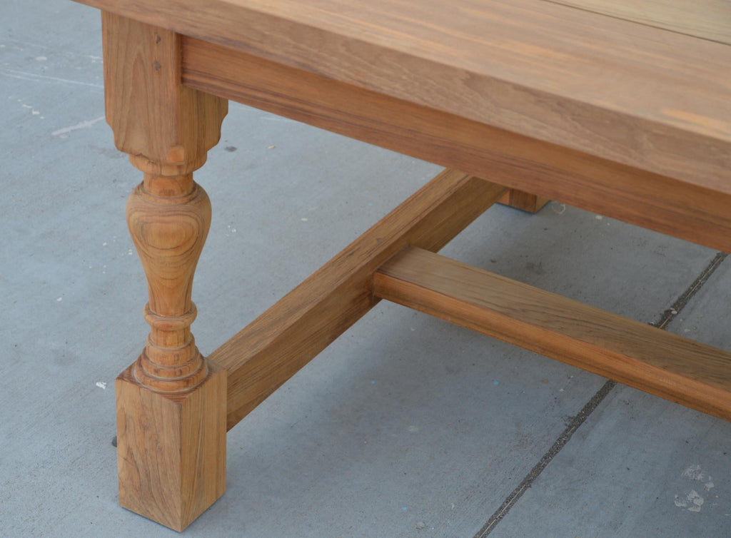 https://a.1stdibscdn.com/indoor-or-outdoor-teak-dining-table-for-sale-picture-7/f_8065/f_149958521559830862791/DSC_0378_TT34_8_master.jpg