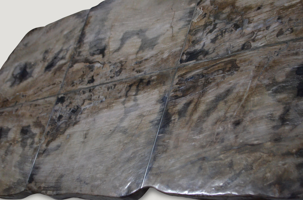https://a.1stdibscdn.com/andrianna-shamaris-petrified-wood-table-for-sale-picture-5/f_10806/1540062932427/DSC_0524_master.jpg