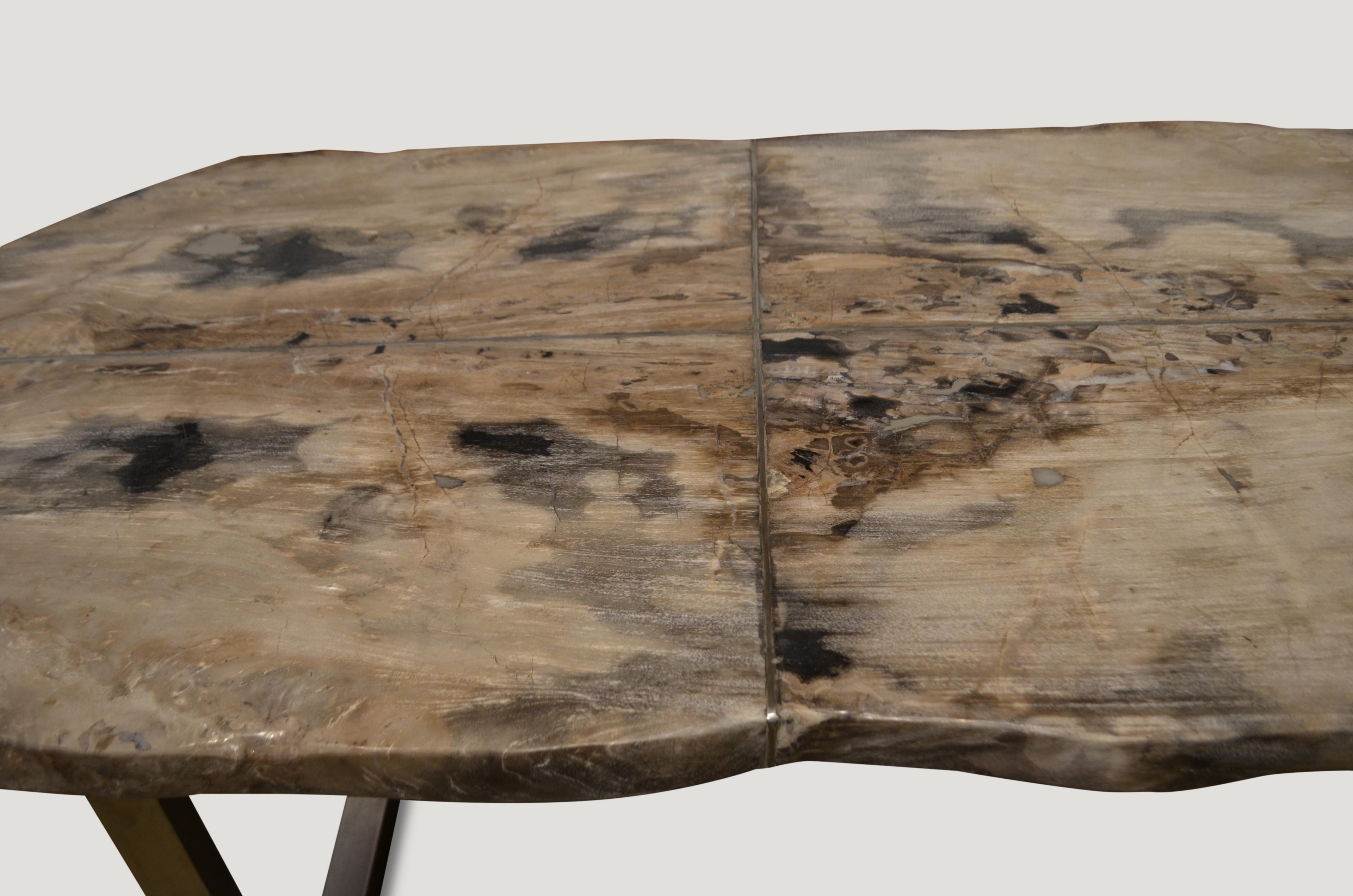 https://a.1stdibscdn.com/andrianna-shamaris-petrified-wood-table-for-sale-picture-6/f_10806/1540062955611/DSC_0553_master.jpg