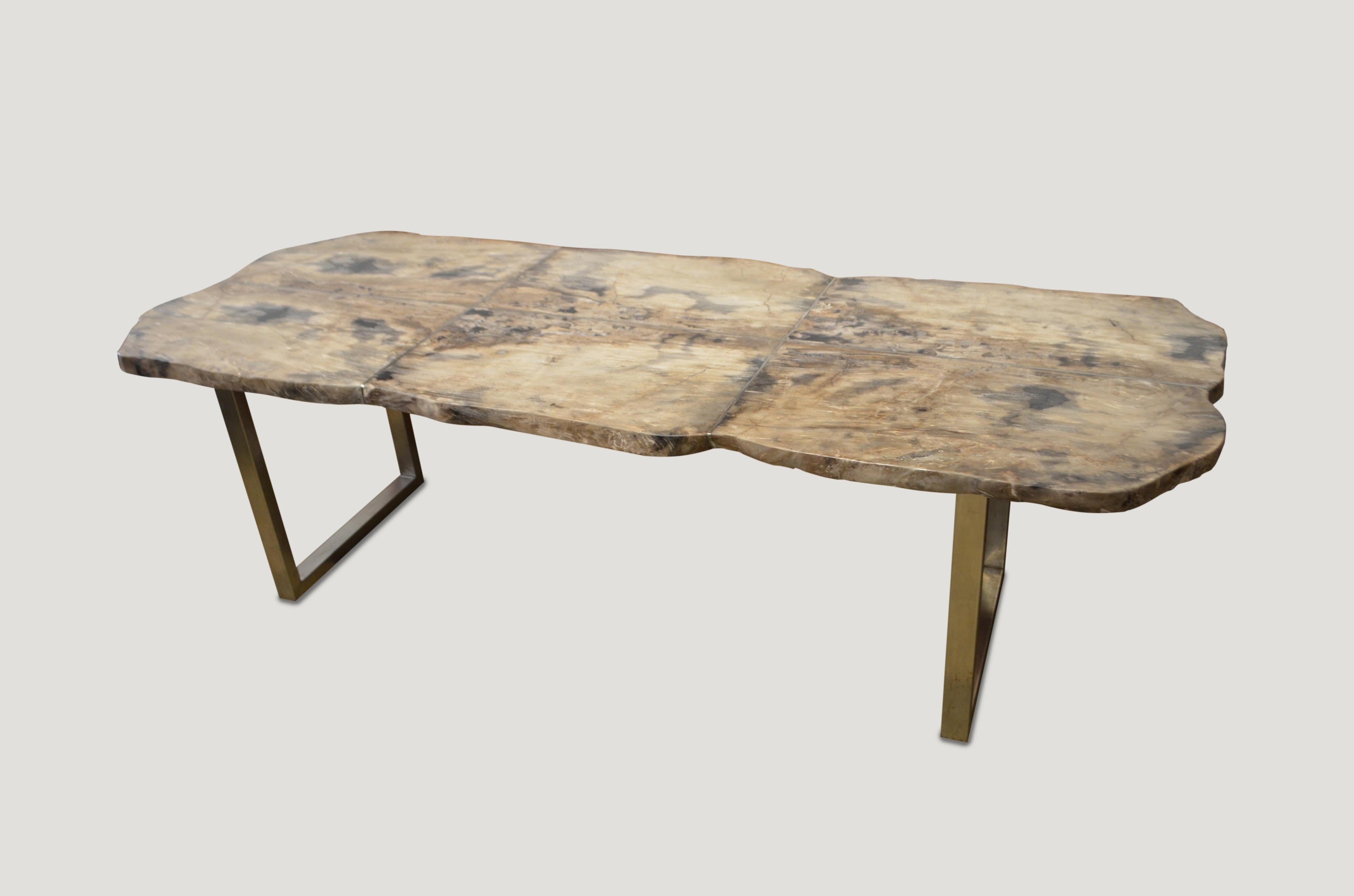 https://a.1stdibscdn.com/andrianna-shamaris-petrified-wood-table-for-sale-picture-2/f_10806/1540062997037/DSC_0560_master.jpg