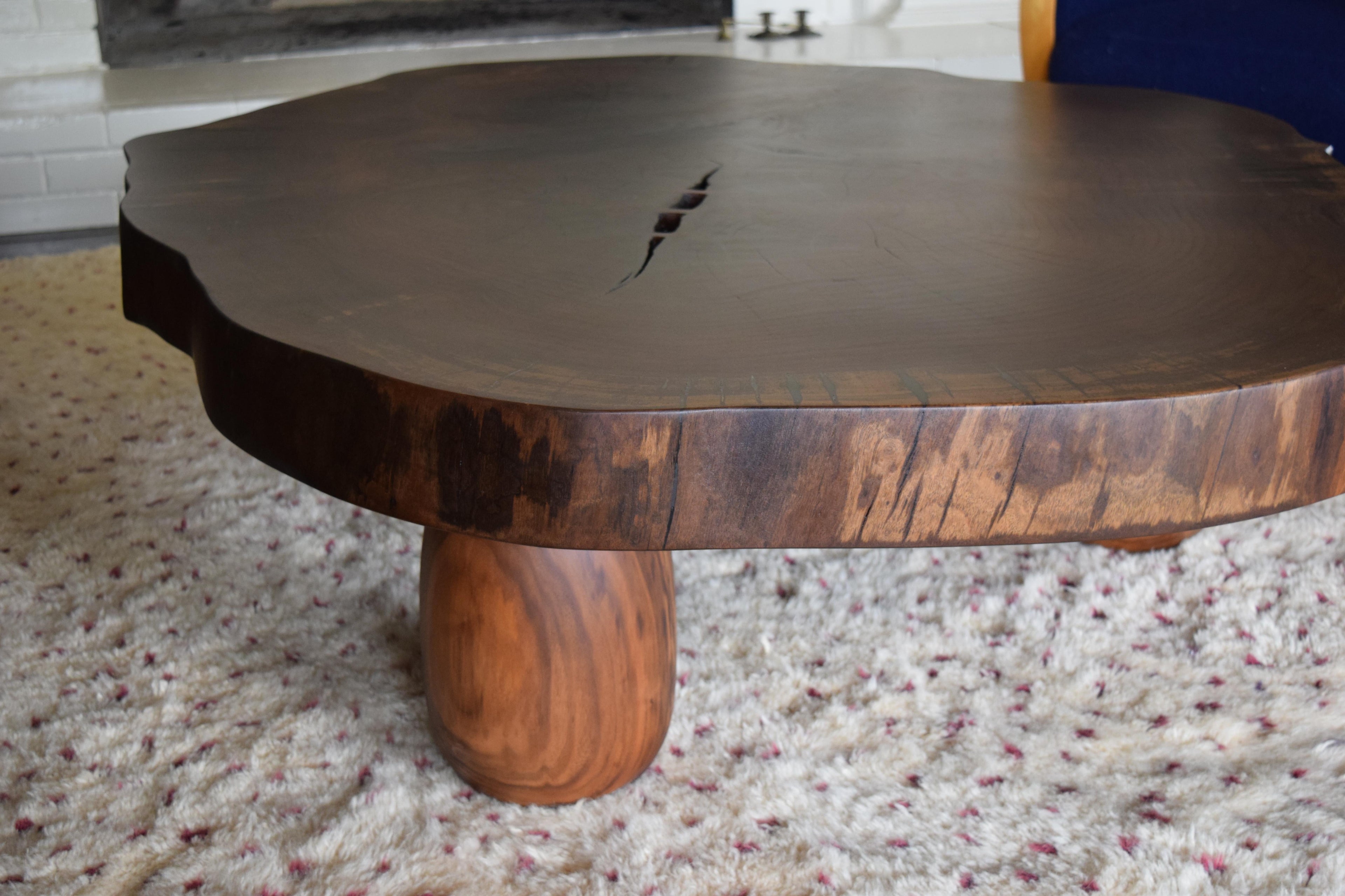 https://a.1stdibscdn.com/modern-cookie-slab-coffee-table-with-large-turned-legs-and-wenge-butterflies-for-sale-picture-5/f_36023/f_468315321758912027780/DSC_0612_master.JPG