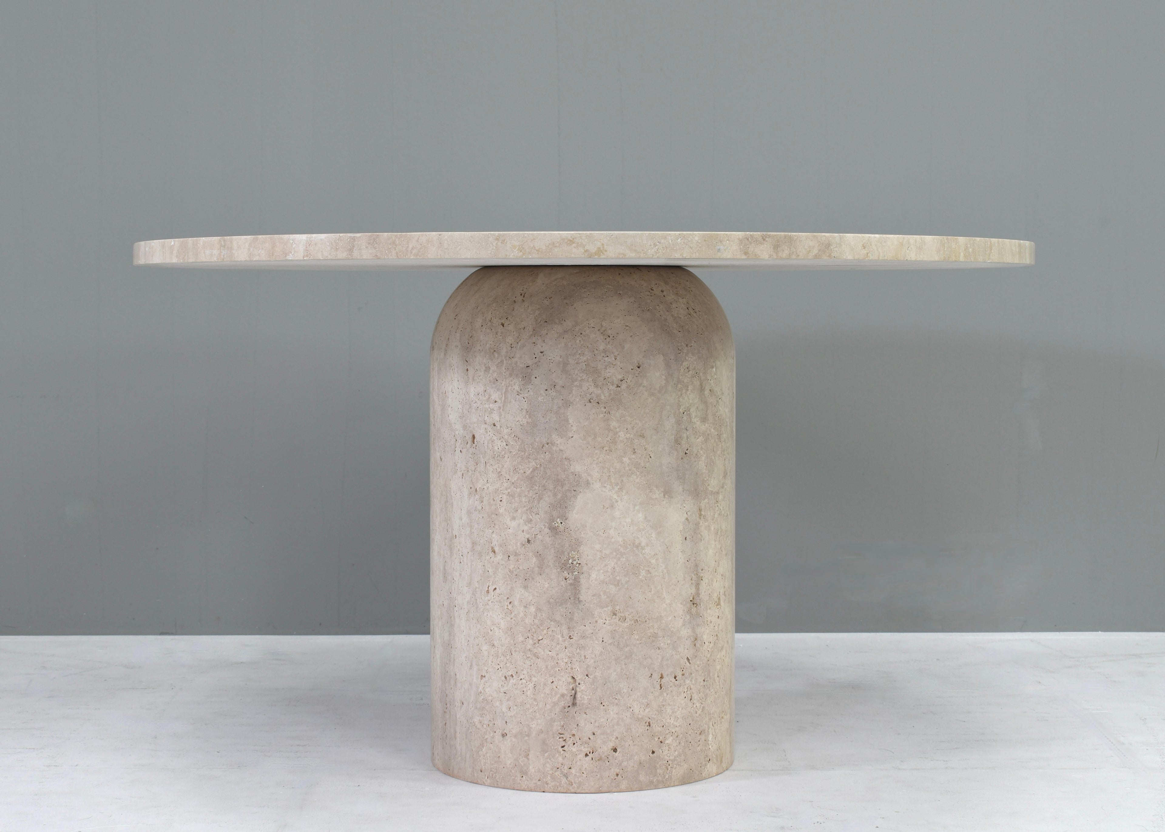 https://a.1stdibscdn.com/exquisite-round-travertine-dining-table-in-the-manor-of-up-up-kelly-wearstler-for-sale-picture-3/f_17122/f_385377321708681906357/DSC_0762_master.JPG