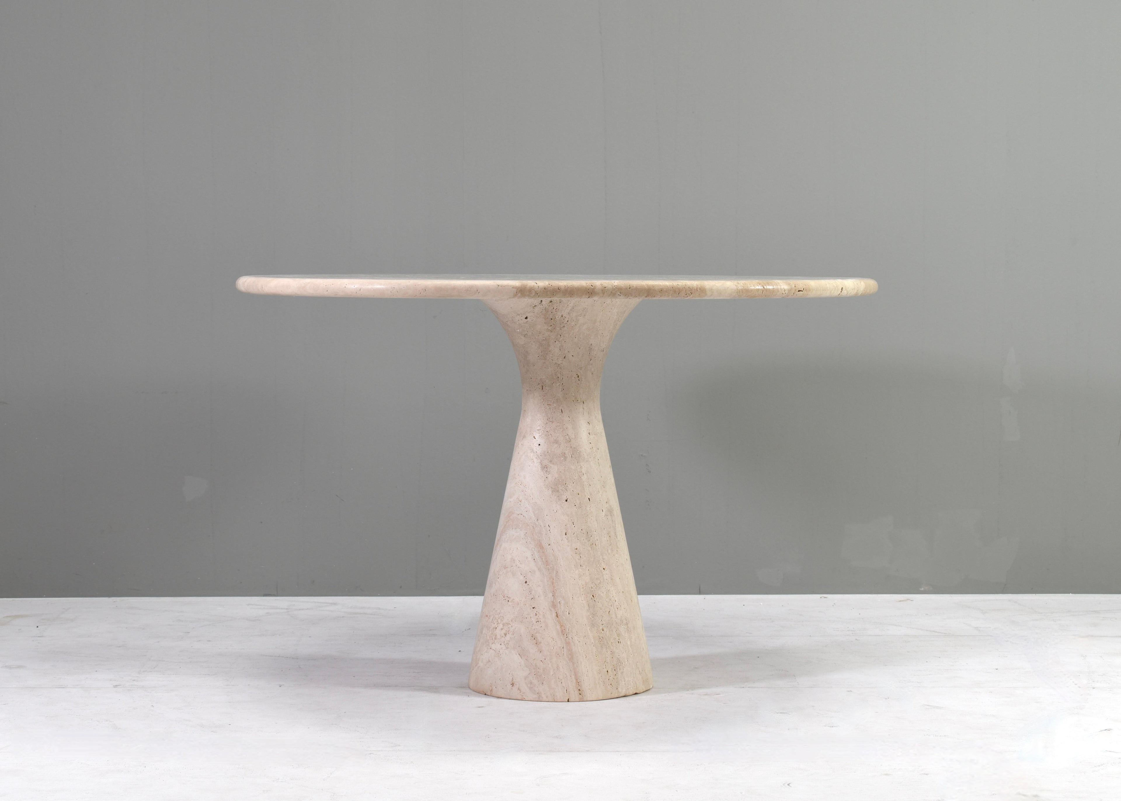 https://a.1stdibscdn.com/exquisite-round-travertine-dining-table-in-the-manor-of-angelo-mangiarotti-upup-for-sale-picture-2/f_17122/f_406463321721114902406/DSC_0814_master.JPG