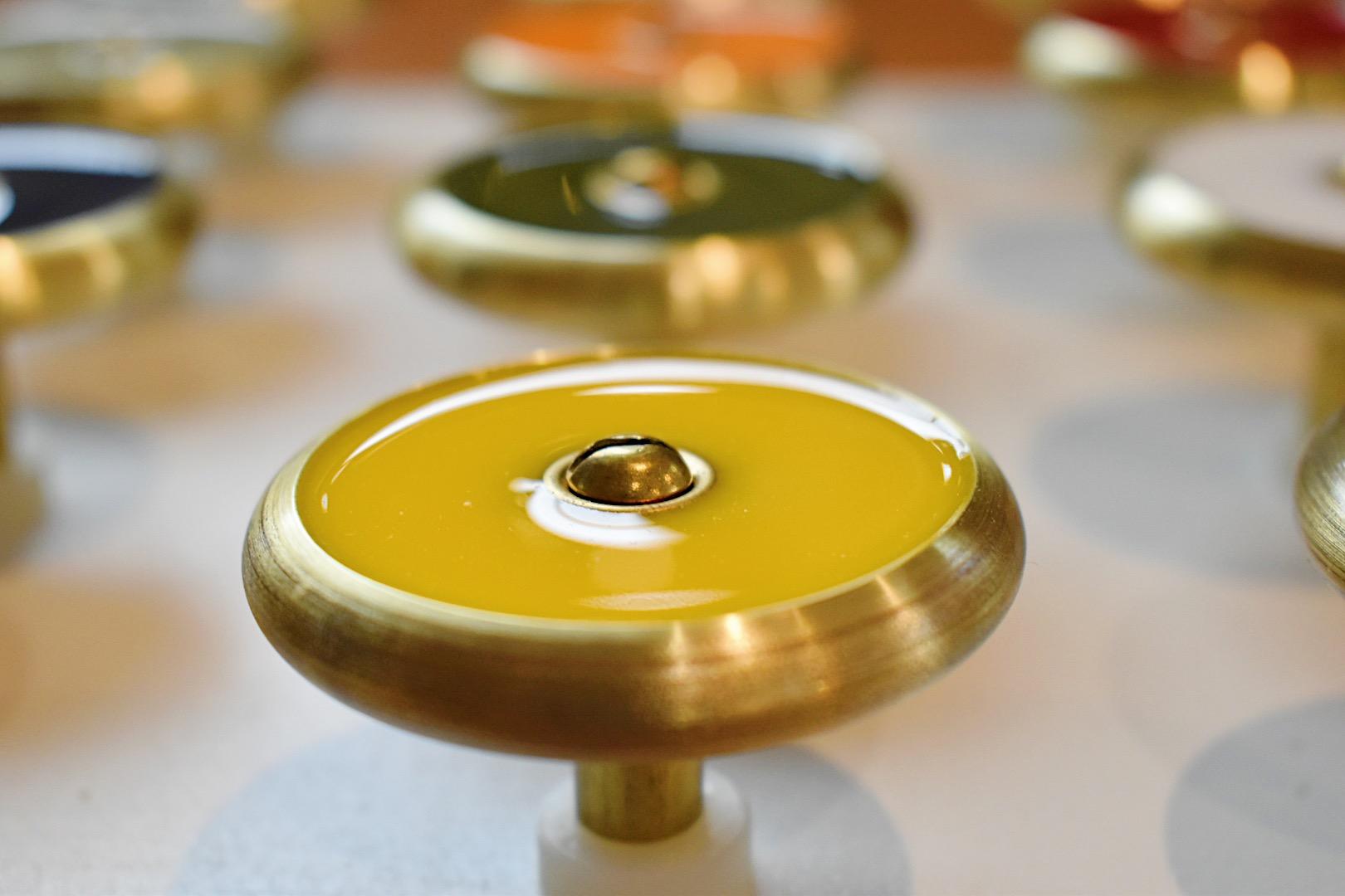 https://a.1stdibscdn.com/cabinet-drawer-pulls-by-daughter-mfg-for-sale-picture-7/f_90532/f_393465521713556439479/DSC_0871_VSCO_master.jpeg