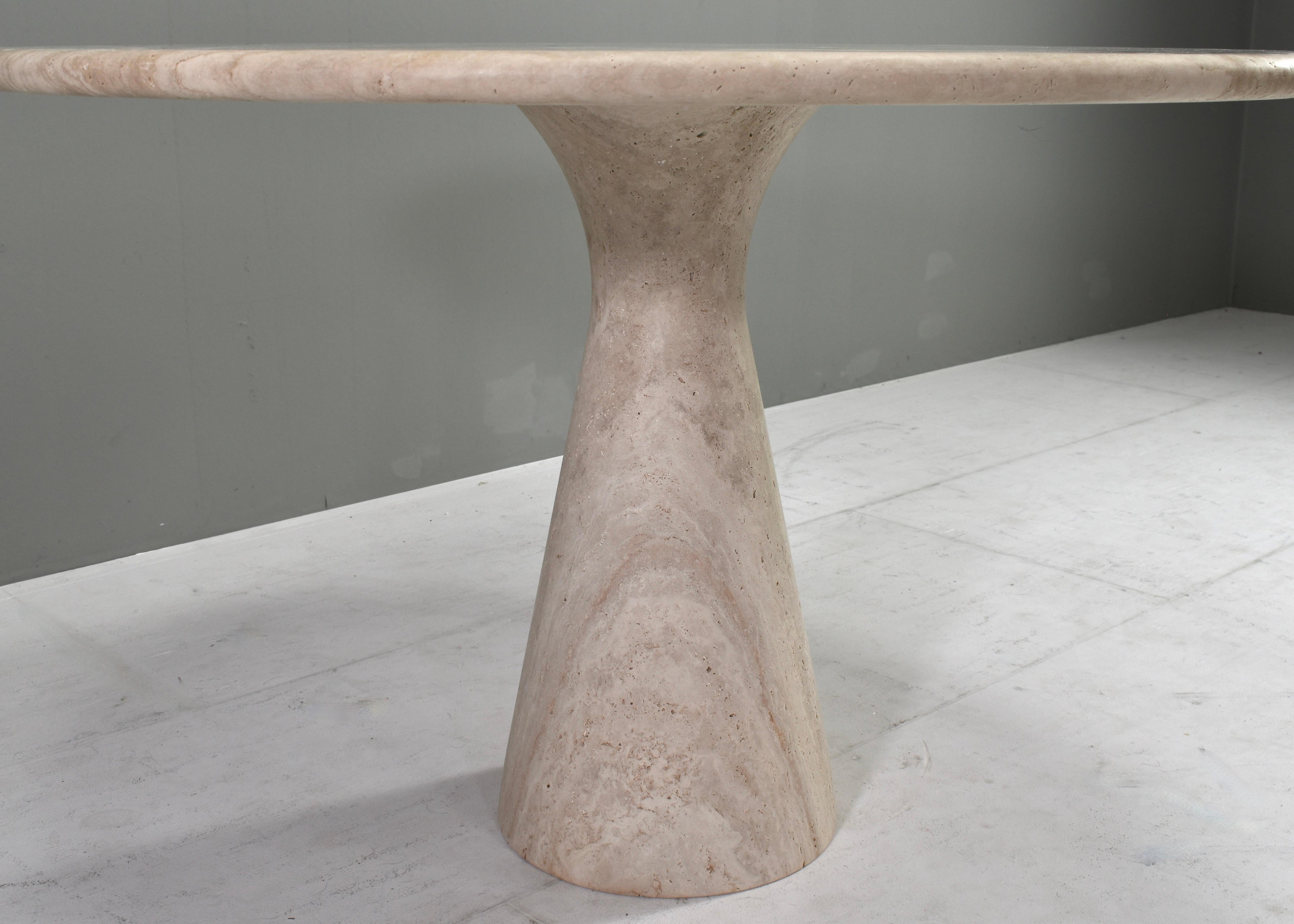 https://a.1stdibscdn.com/exquisite-round-travertine-dining-table-in-the-manor-of-angelo-mangiarotti-upup-for-sale-picture-5/f_17122/f_406463321721114905547/DSC_0896_master.JPG