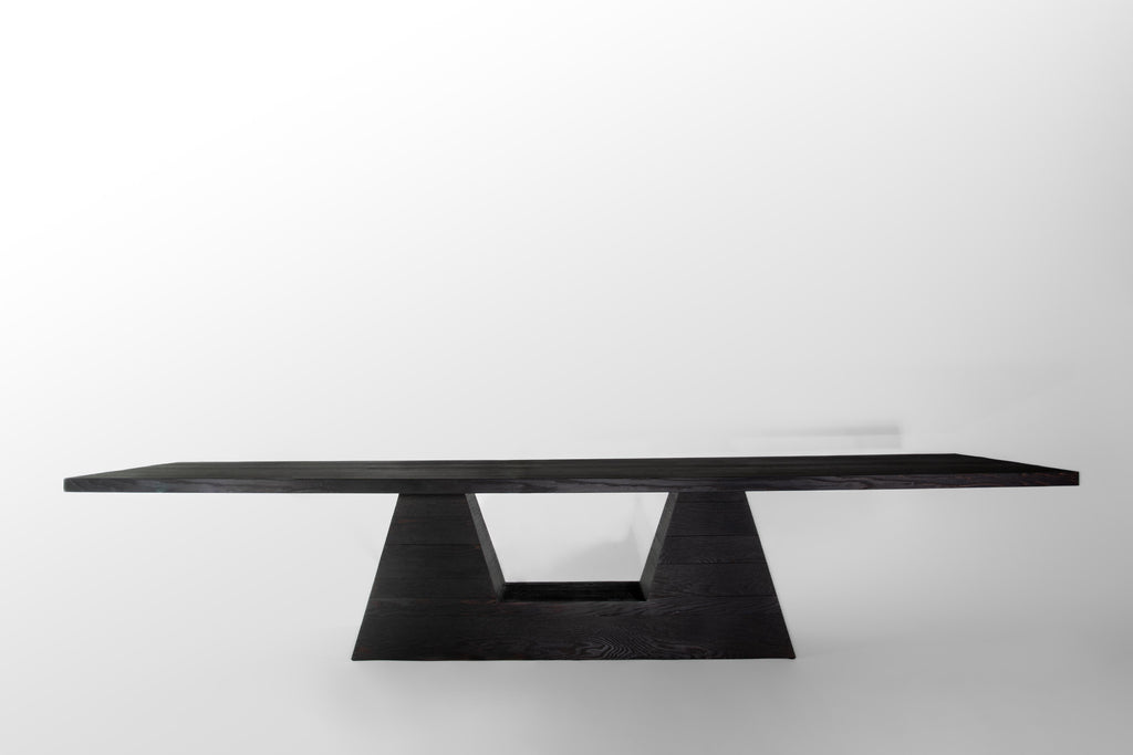 https://a.1stdibscdn.com/contemporary-oka-dining-table-by-eichkorn-burnt-oak-customizable-for-sale-picture-2/f_31233/f_430990621737040167845/DSC_0899_master.jpg