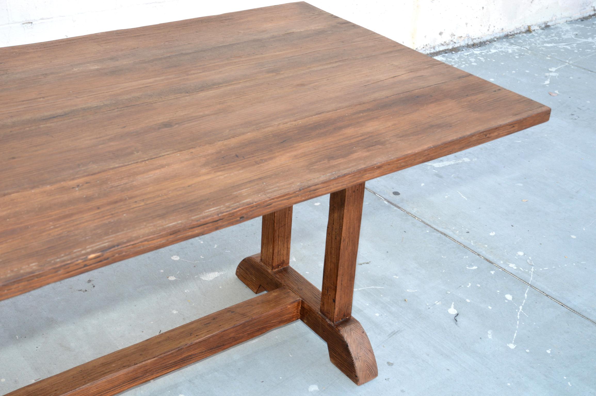 https://a.1stdibscdn.com/dining-table-made-from-vintage-heart-pine-built-to-order-by-petersen-antiques-for-sale-picture-5/f_8065/f_133678111547750249122/DSC_0925_master.jpg