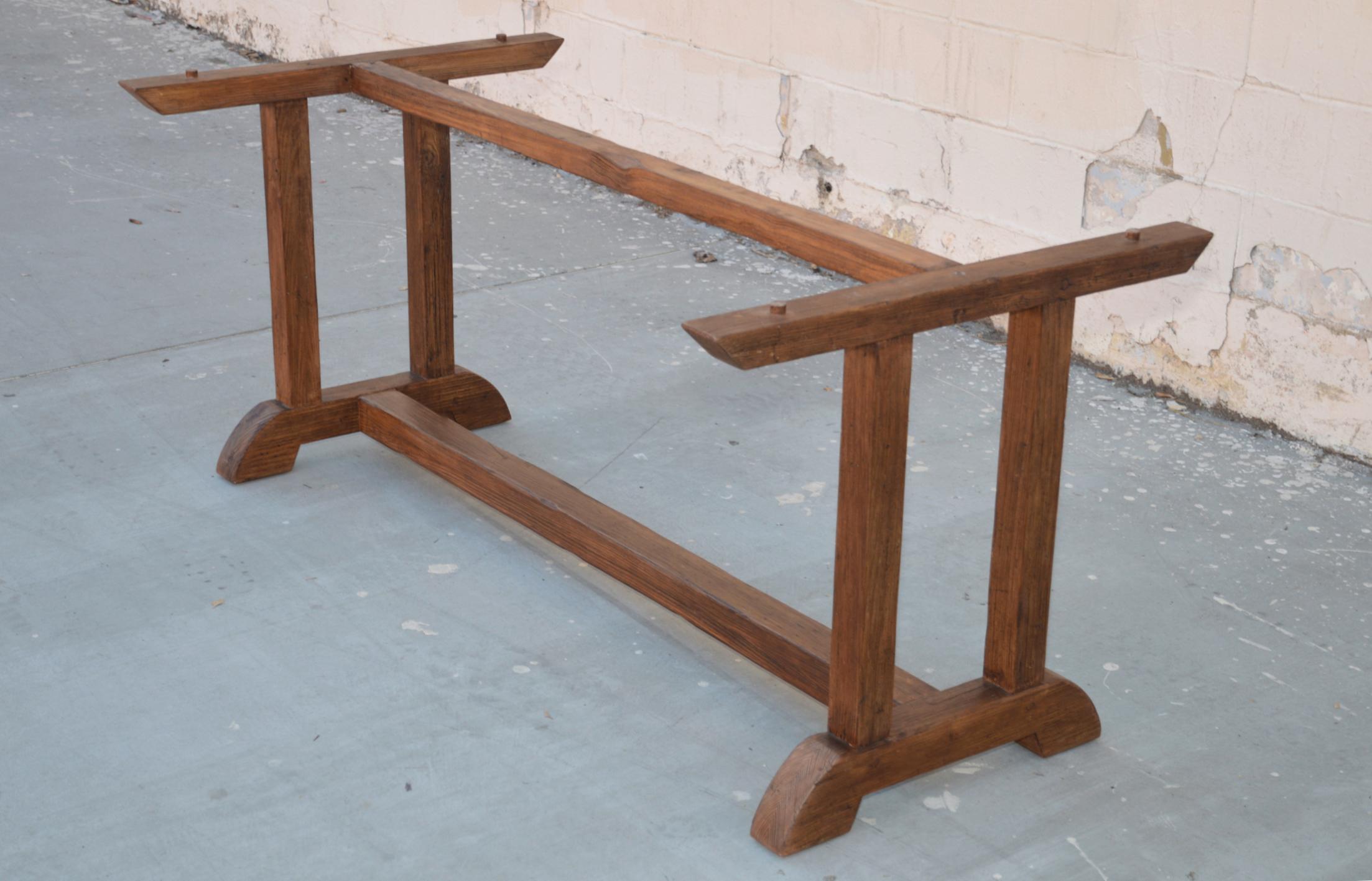 https://a.1stdibscdn.com/dining-table-made-from-vintage-heart-pine-built-to-order-by-petersen-antiques-for-sale-picture-10/f_8065/f_133678111547751403464/DSC_0951_master.jpg