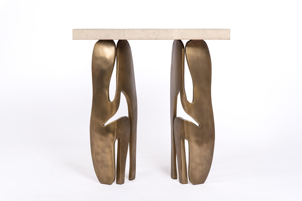 https://a.1stdibscdn.com/shagreen-breakfast-table-with-sculptural-brass-legs-by-r-y-augousti-for-sale-picture-12/f_45491/f_284092521651027319508/DSC_1089_master.jpg