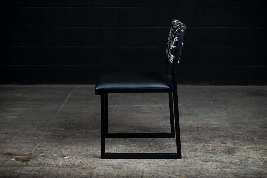 https://a.1stdibscdn.com/shaker-modern-chair-by-ambrozia-salt-pepper-cow-hide-black-leather-steel-for-sale-picture-5/f_36881/f_177801121580485964548/DSC_1826_master.jpg