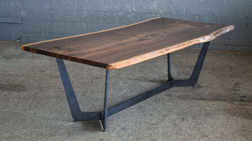 https://a.1stdibscdn.com/very-large-custom-made-10-seat-live-edge-dining-table-in-american-black-walnut-for-sale-picture-2/f_23733/f_415445221728059369771/DSC_2093_1__master.jpg