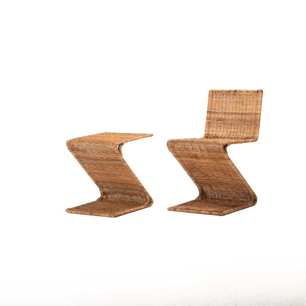 https://a.1stdibscdn.com/zigzag-chair-for-sale-picture-4/f_73332/f_492580821773732533432/DSC_2102_2_master.jpg