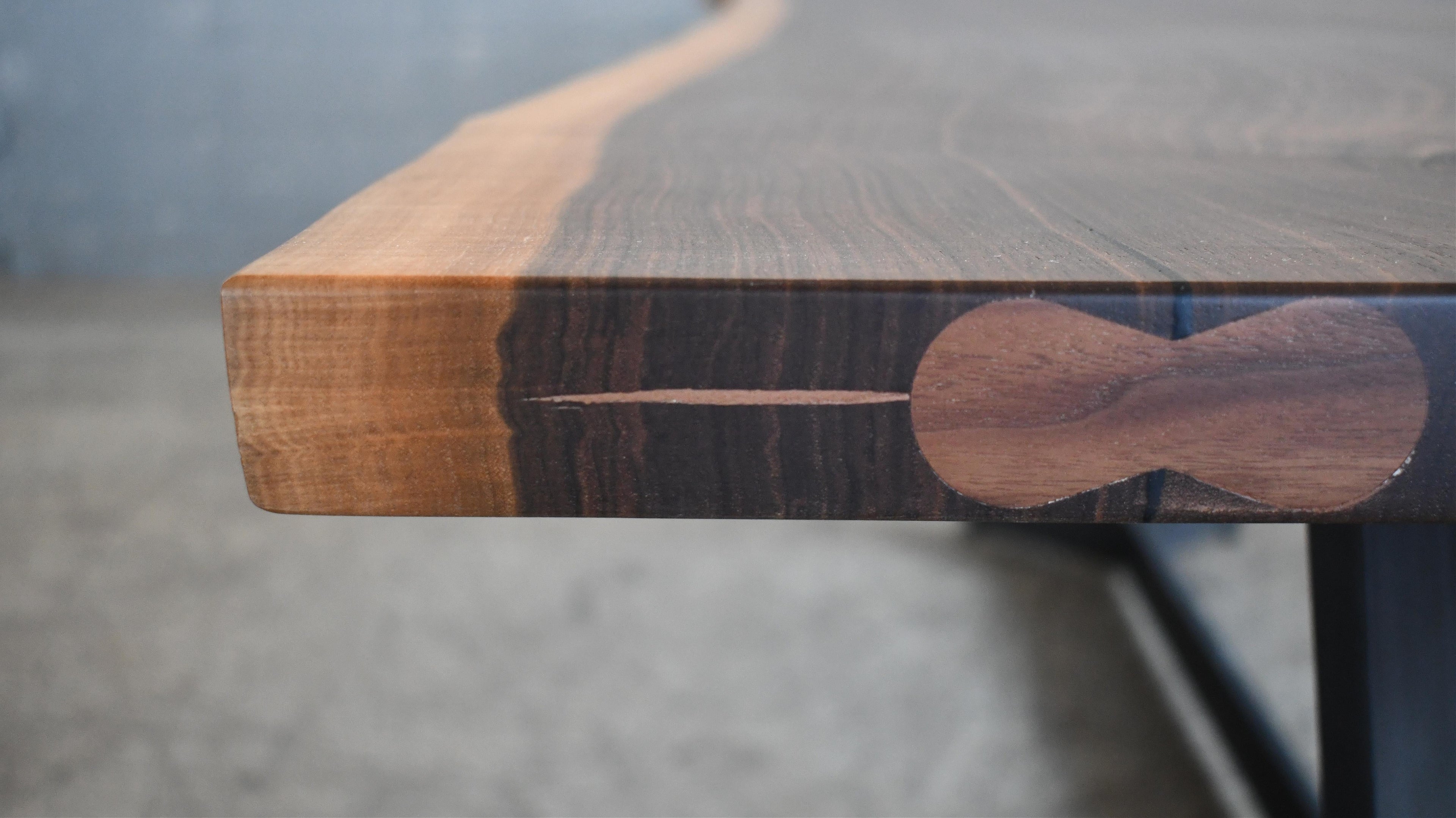 https://a.1stdibscdn.com/very-large-custom-made-10-seat-live-edge-dining-table-in-american-black-walnut-for-sale-picture-3/f_23733/f_415445221728059368850/DSC_2106_master.jpg