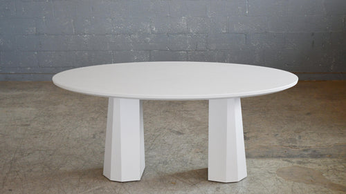 https://a.1stdibscdn.com/custom-made-dining-table-in-white-lacquer-for-sale-picture-2/f_23733/f_415444621728056705659/DSC_2116_1__master.jpg