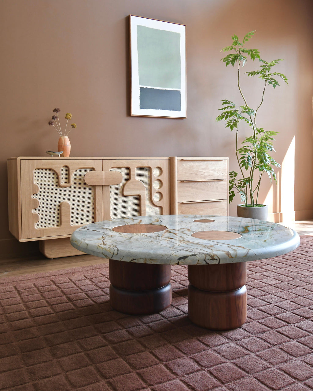https://a.1stdibscdn.com/tumbler-coffee-table-for-sale-picture-5/f_80032/f_405347321755740760956/DSC_2170_master.JPG