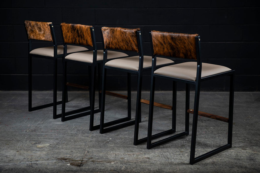 https://a.1stdibscdn.com/shaker-counter-stool-chair-by-ambrozia-walnut-sandle-vinyl-brindle-cowhide-for-sale-picture-6/f_36881/f_192612821590675798668/DSC_2183_master.jpg