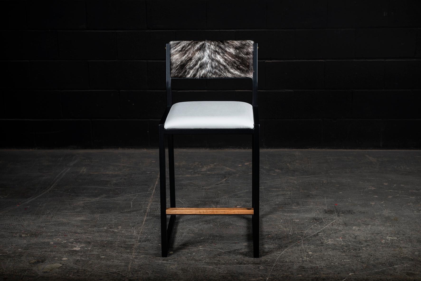 https://a.1stdibscdn.com/shaker-counter-stool-chair-by-ambrozia-maple-white-vinyl-grey-brindle-hide-for-sale-picture-4/f_36881/f_214428921605543132815/DSC_3003_master.jpg