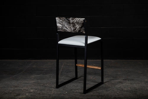 https://a.1stdibscdn.com/shaker-counter-stool-chair-by-ambrozia-maple-white-vinyl-grey-brindle-hide-for-sale-picture-2/f_36881/f_214428921605543133718/DSC_3008_master.jpg
