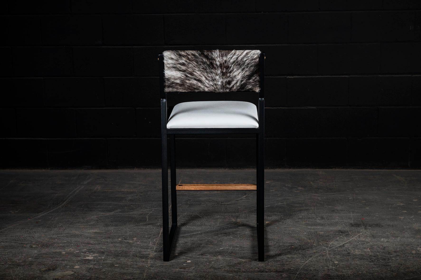 https://a.1stdibscdn.com/shaker-counter-stool-chair-by-ambrozia-maple-white-vinyl-grey-brindle-hide-for-sale-picture-6/f_36881/f_214428921605543135005/DSC_3009_master.jpg