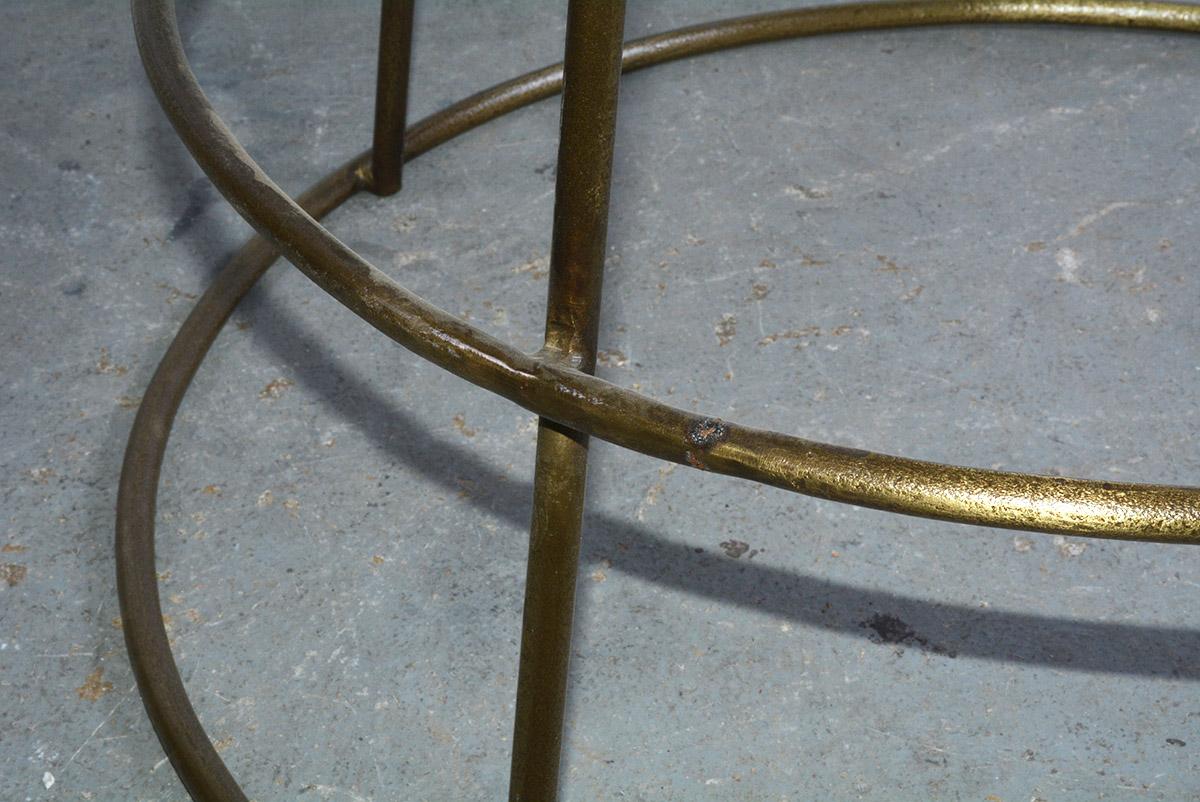 https://a.1stdibscdn.com/modern-deco-style-bar-or-pub-table-for-sale-picture-10/f_8334/f_140609021552963565108/DSC_3033_master.jpg
