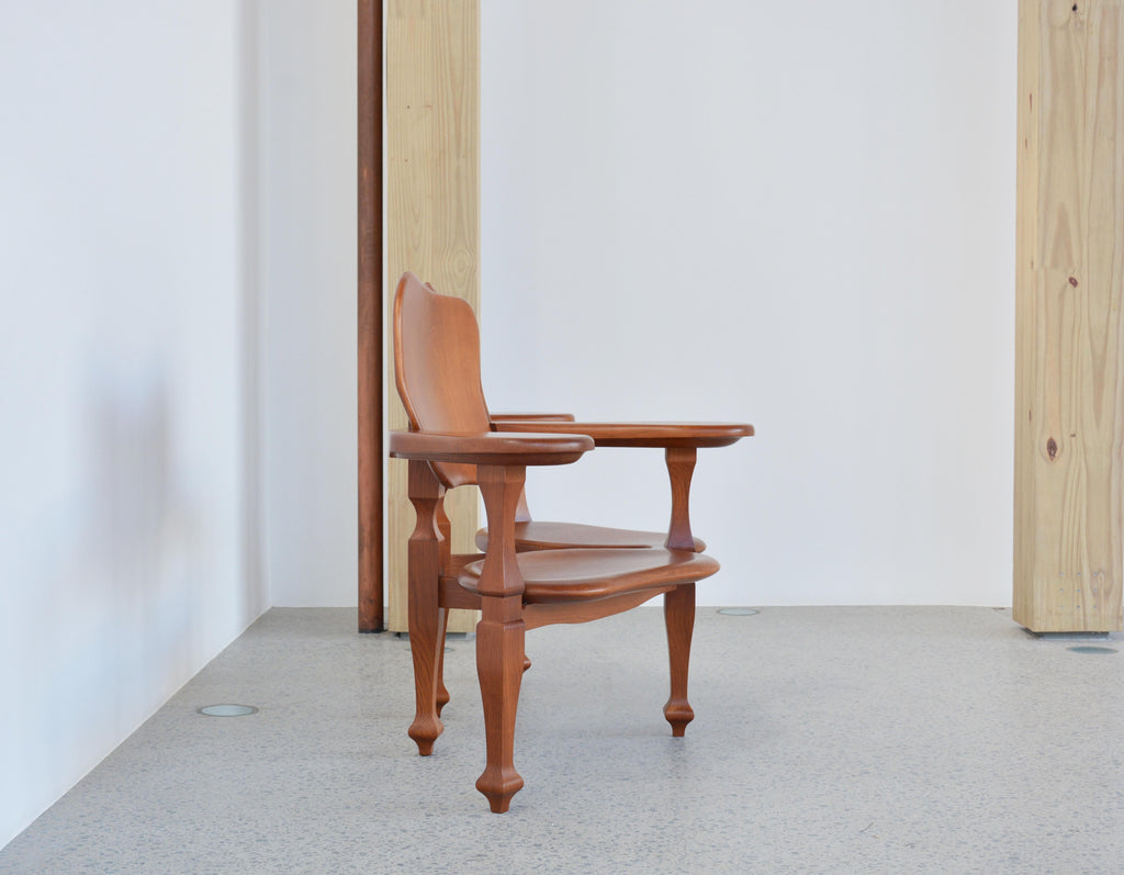 https://a.1stdibscdn.com/batllo-bench-in-solid-oak-by-antoni-gaudi-for-sale-picture-6/f_30483/f_239220321670424446632/DSC_3279_master.jpg