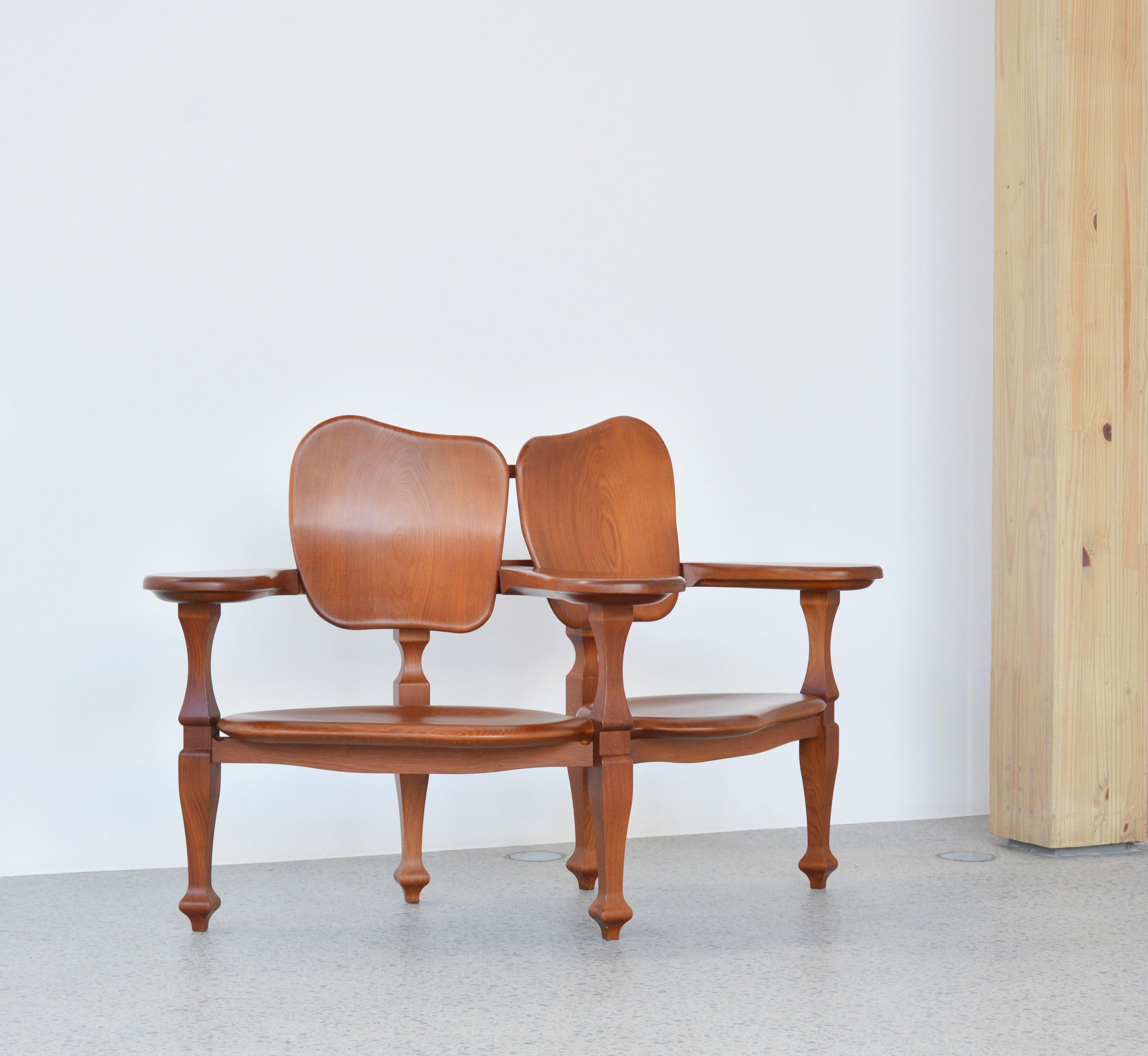 https://a.1stdibscdn.com/batllo-bench-in-solid-oak-by-antoni-gaudi-for-sale-picture-5/f_30483/f_239220321670424435110/DSC_3285_master.jpg