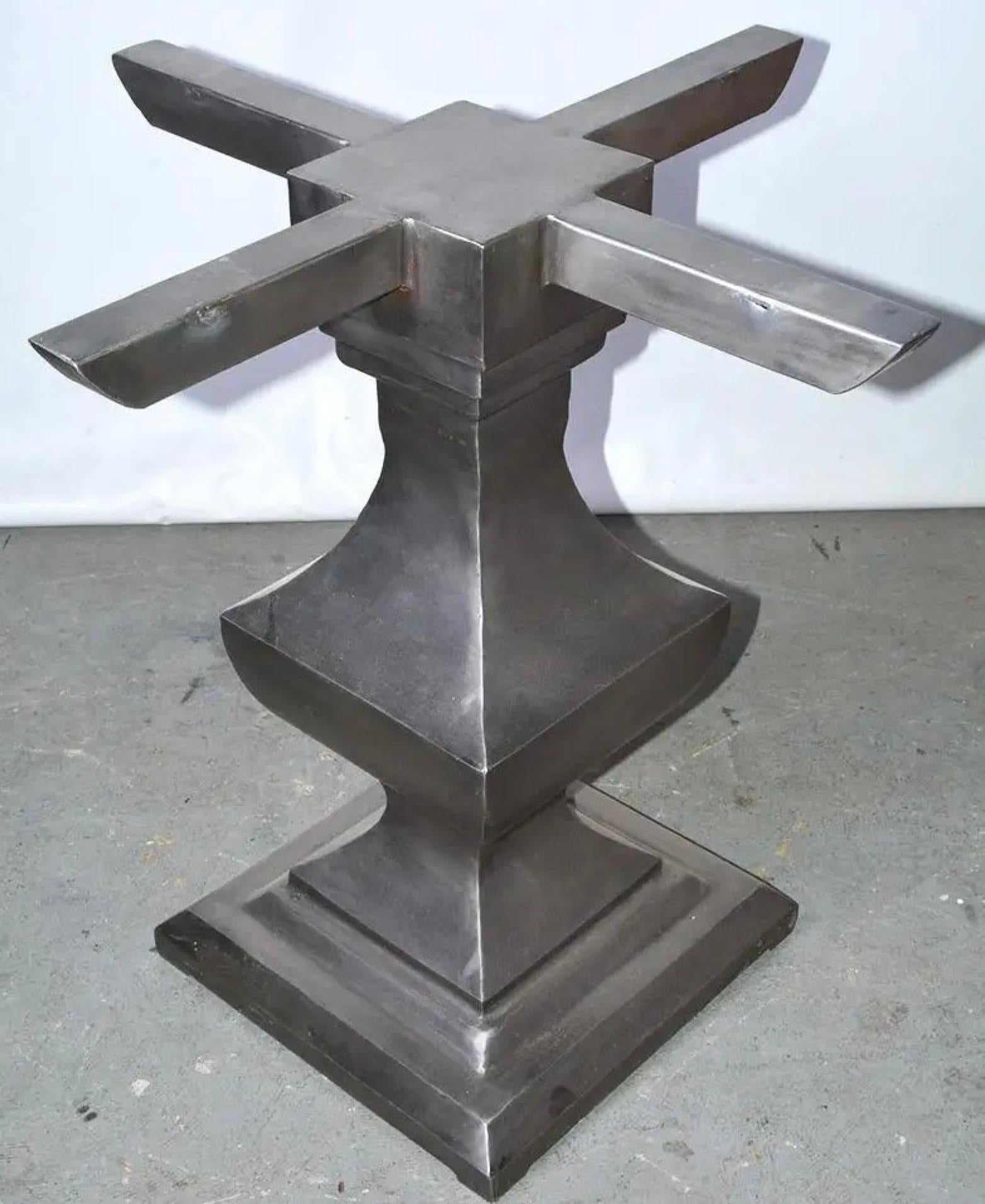 https://a.1stdibscdn.com/contemporary-nickel-plated-iron-pedestal-dining-table-base-for-sale-picture-3/f_8334/f_315325621669843140329/DSC_4758_master_jpg_master.jpg