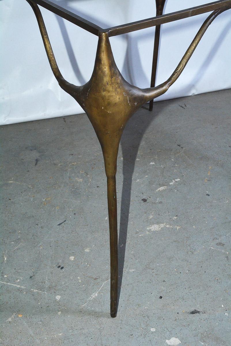 https://a.1stdibscdn.com/organic-free-form-side-table-for-sale-picture-4/f_8334/f_154683621563126709938/DSC_5073_master.jpg