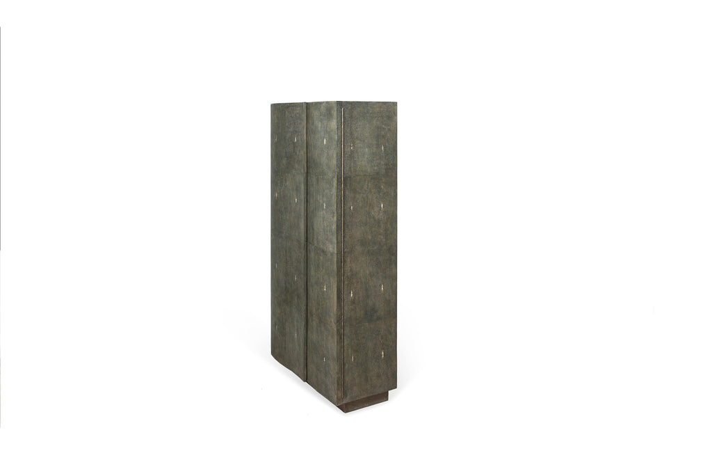 https://a.1stdibscdn.com/shagreen-jewelry-cabinet-by-ry-augousti-for-sale-picture-3/f_45491/f_235246221619417986260/DSC_5816_master.jpg