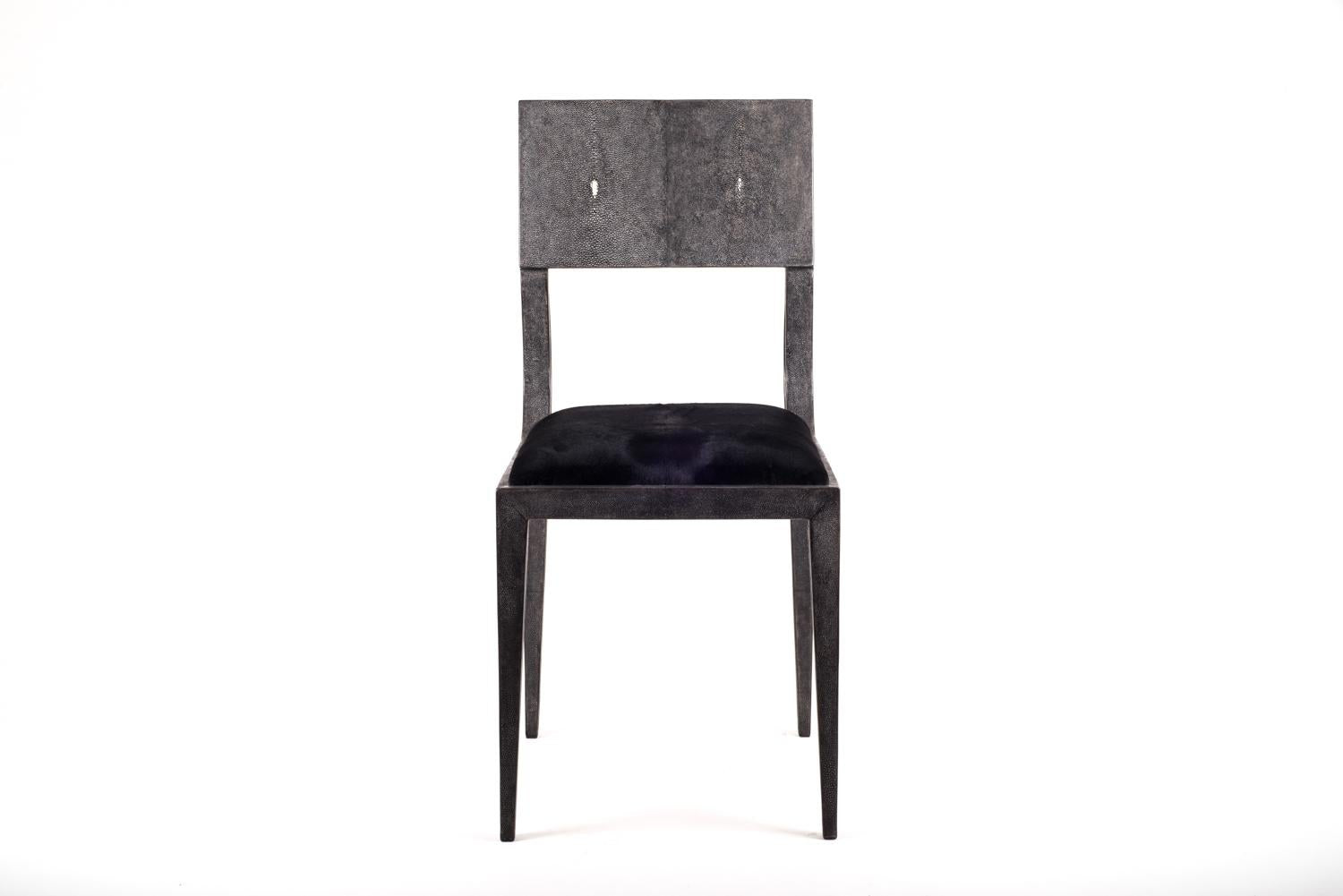 https://a.1stdibscdn.com/lola-chair-in-coal-black-shagreen-with-upholstered-seat-by-ry-augousti-for-sale-picture-4/f_45491/f_141501111553594007931/DSC_6012_LR__master.jpg