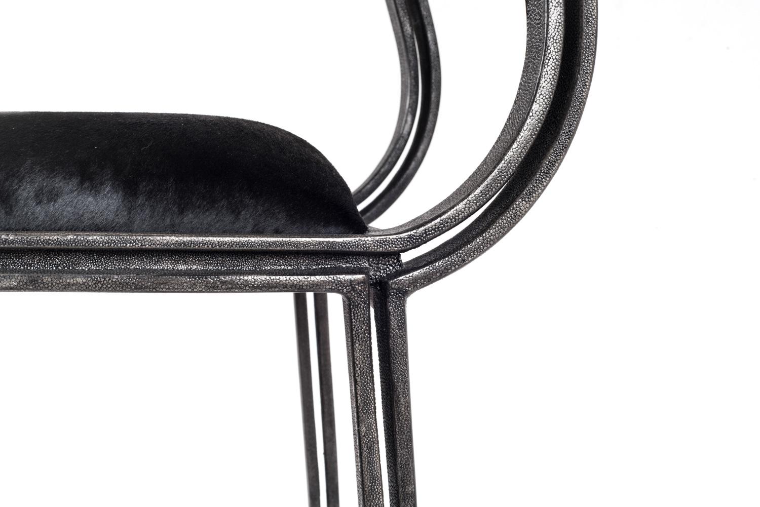 https://a.1stdibscdn.com/lola-chair-in-coal-black-shagreen-with-upholstered-seat-by-ry-augousti-for-sale-picture-6/f_45491/f_141501111553594014217/DSC_6027_LR__master.jpg
