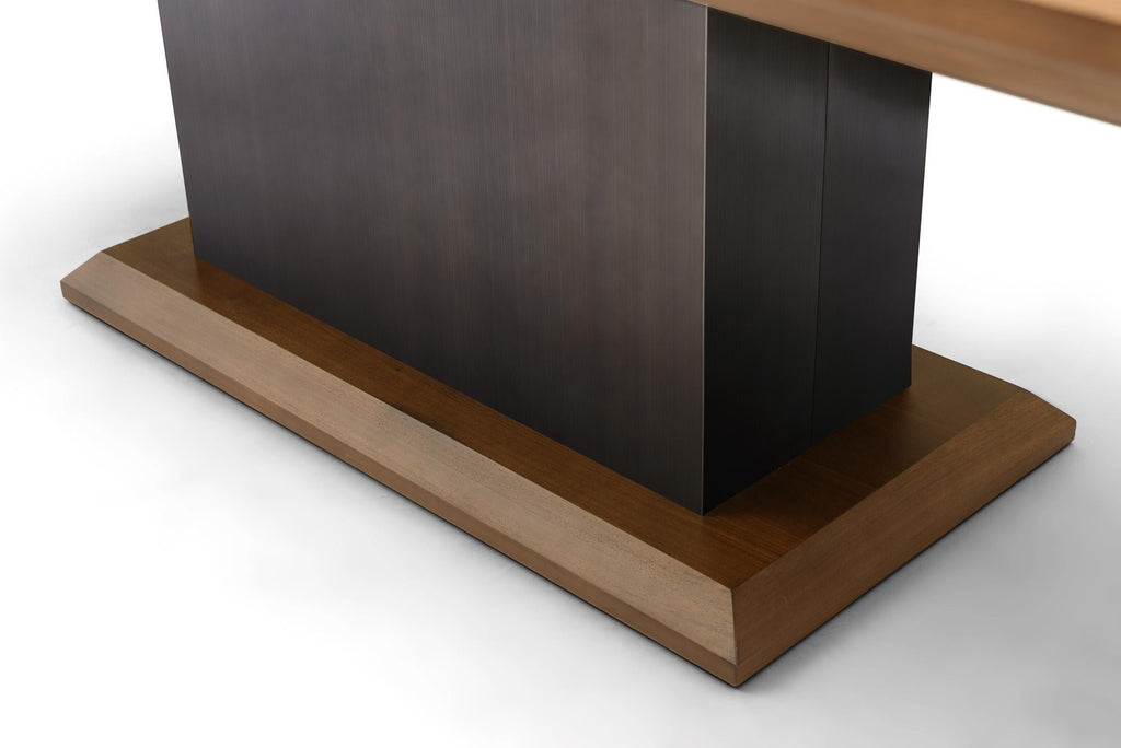 https://a.1stdibscdn.com/walnut-and-bronze-extension-dining-table-by-greg-sheres-in-stock-for-sale-picture-3/f_91802/f_405326821720469841549/DSC_6365_master.jpg
