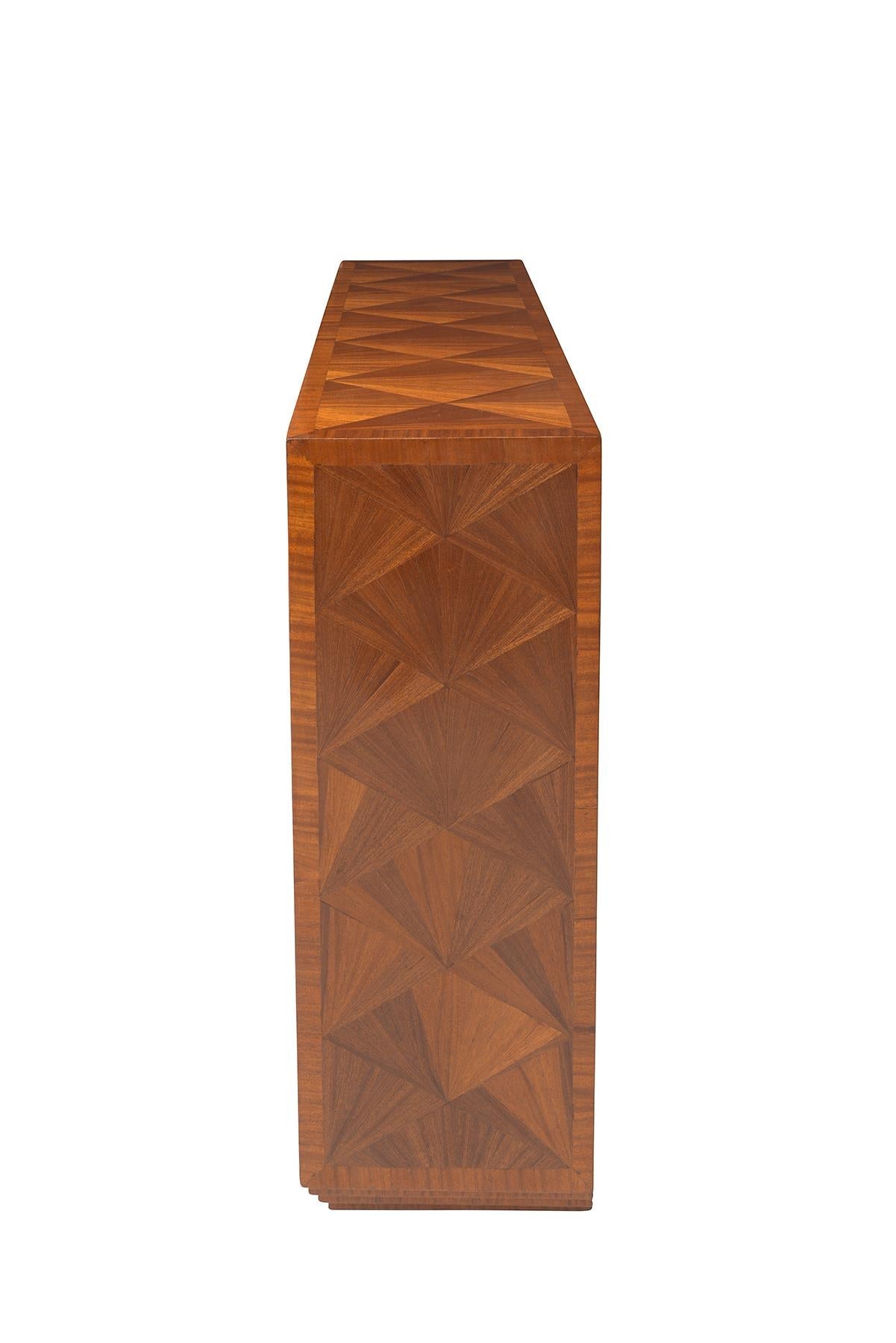 https://a.1stdibscdn.com/vintage-parquetry-cabinet-in-the-jean-michel-frank-manner-for-sale-picture-10/f_7988/f_299453521669697064360/DSC_6546b_master.jpg