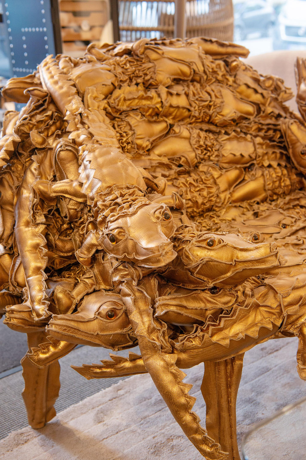 https://a.1stdibscdn.com/alligator-gold-campana-brothers-armchair-for-sale-picture-7/f_14282/f_476327321763655938249/DSC_7626_master.jpg