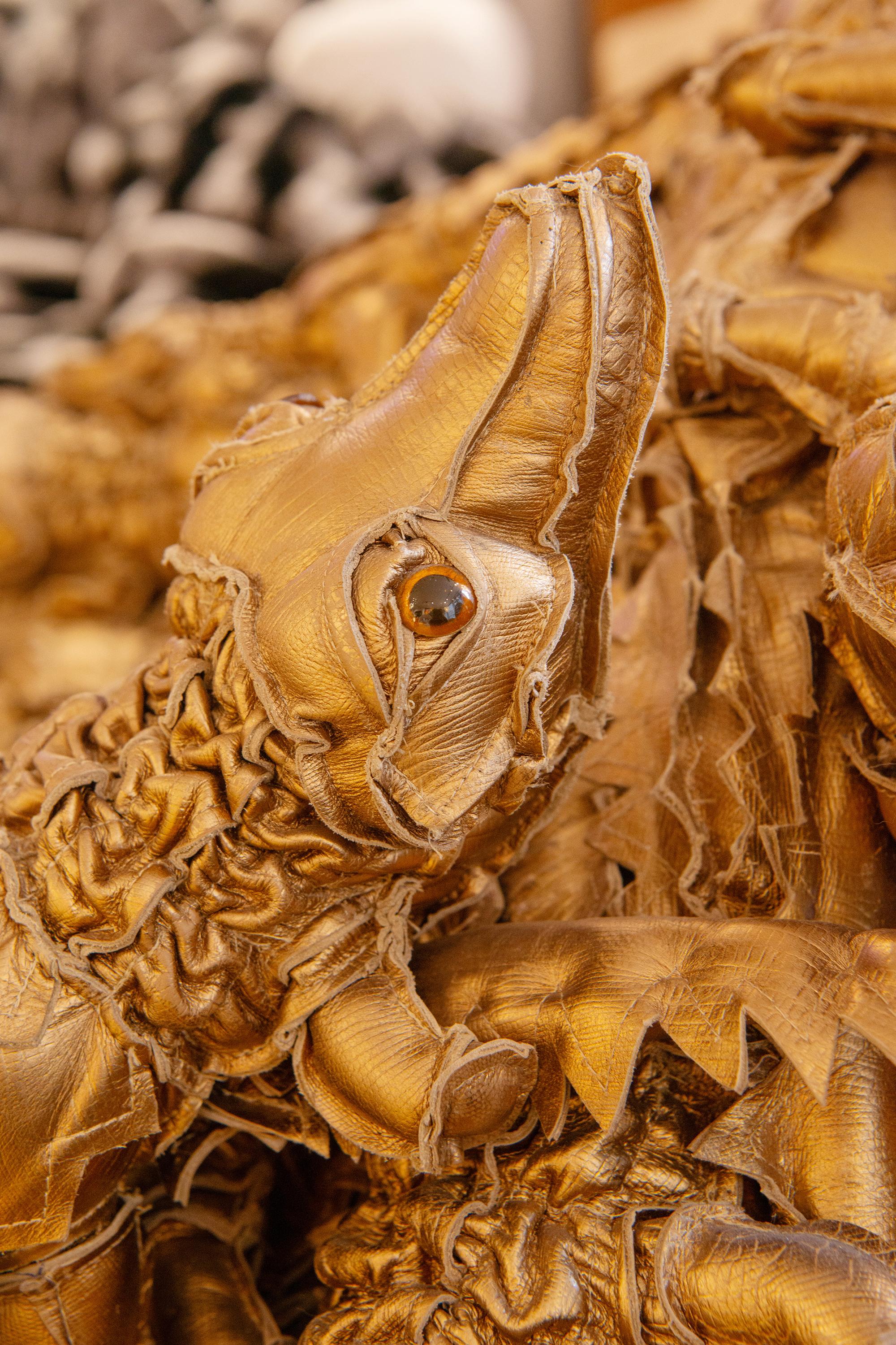 https://a.1stdibscdn.com/alligator-gold-campana-brothers-armchair-for-sale-picture-12/f_14282/f_476327321763656000808/DSC_7631_master.jpg
