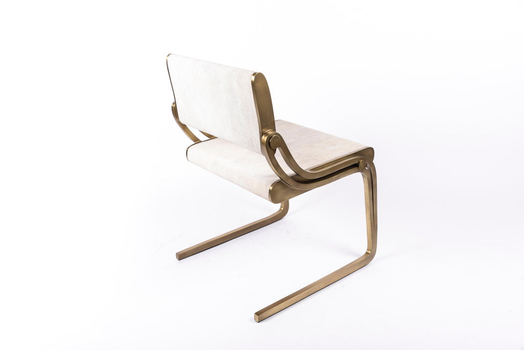 https://a.1stdibscdn.com/oxford-chair-black-shagreen-and-bronze-patina-brass-by-ry-augousti-for-sale-picture-7/f_45491/f_178969611581335949467/DSC_8161_master.jpg