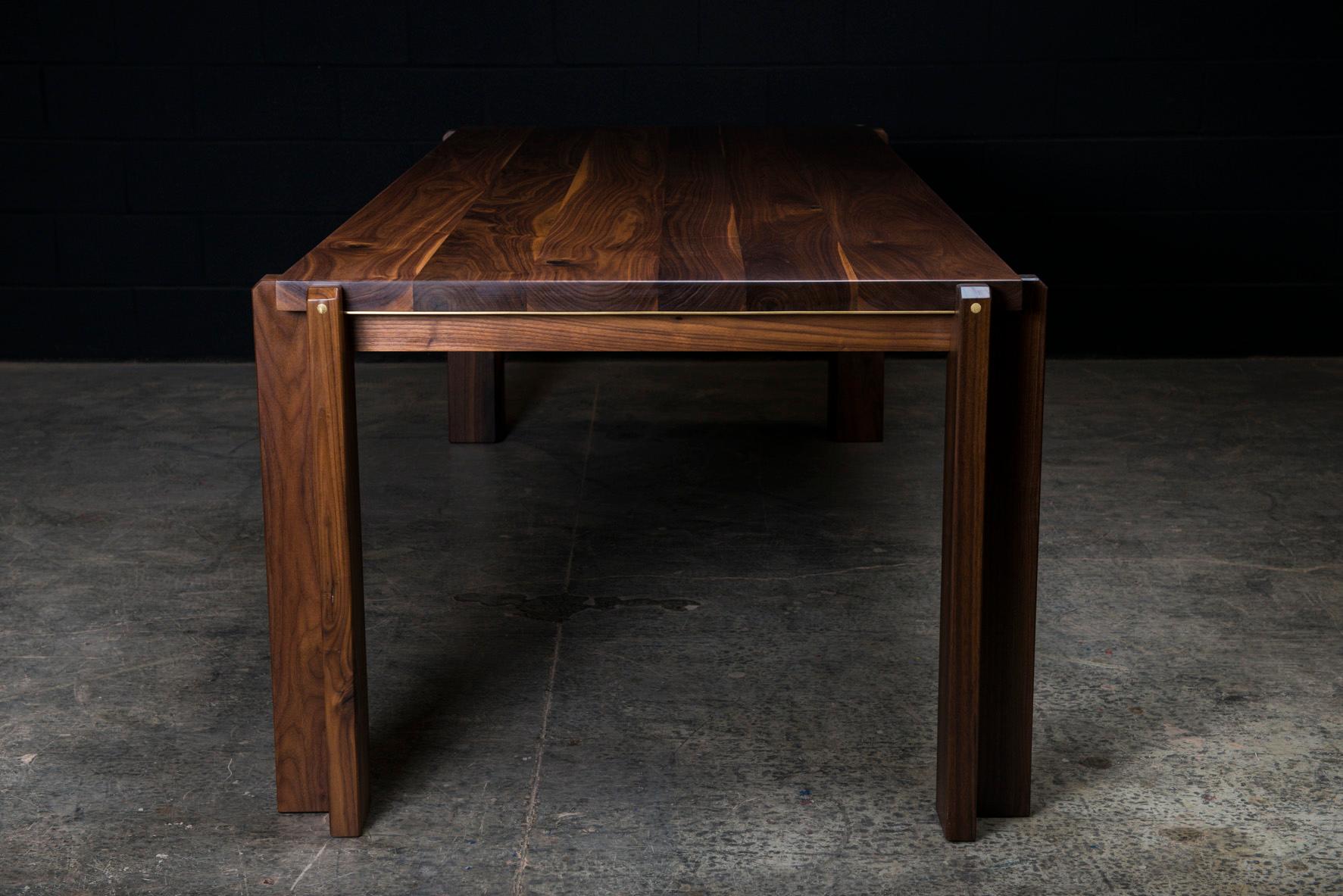 https://a.1stdibscdn.com/castelgar-dining-table-by-ambrozia-solid-walnut-polished-brass-eight-places-for-sale-picture-5/f_36881/f_117772511534514821632/DSC_8888_master.JPG