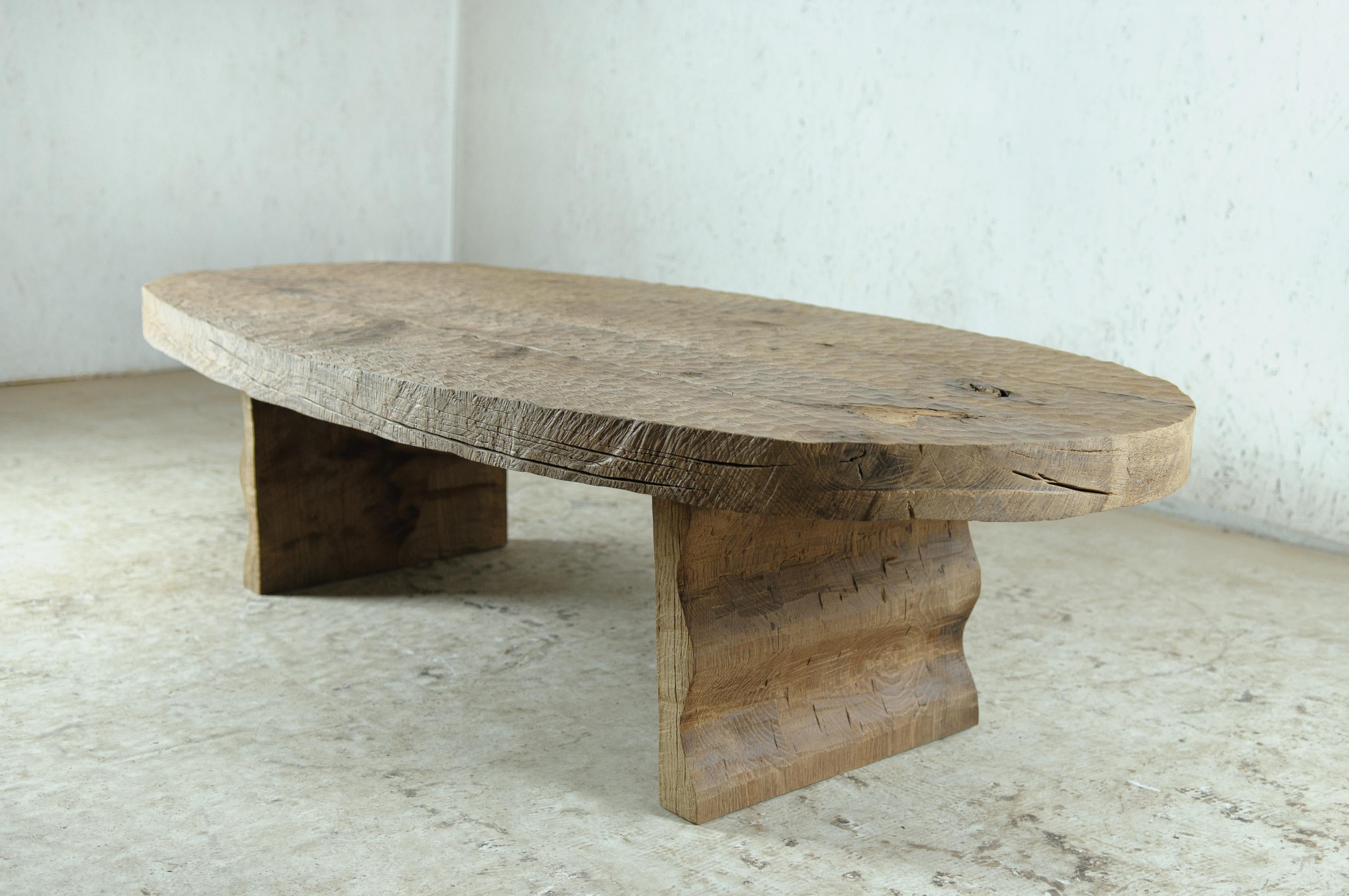 https://a.1stdibscdn.com/contemporary-brutalist-style-coffe-table-in-solid-oak-custom-size-for-sale-picture-2/f_31233/f_234935821619174299790/DSC_9920_master.jpg