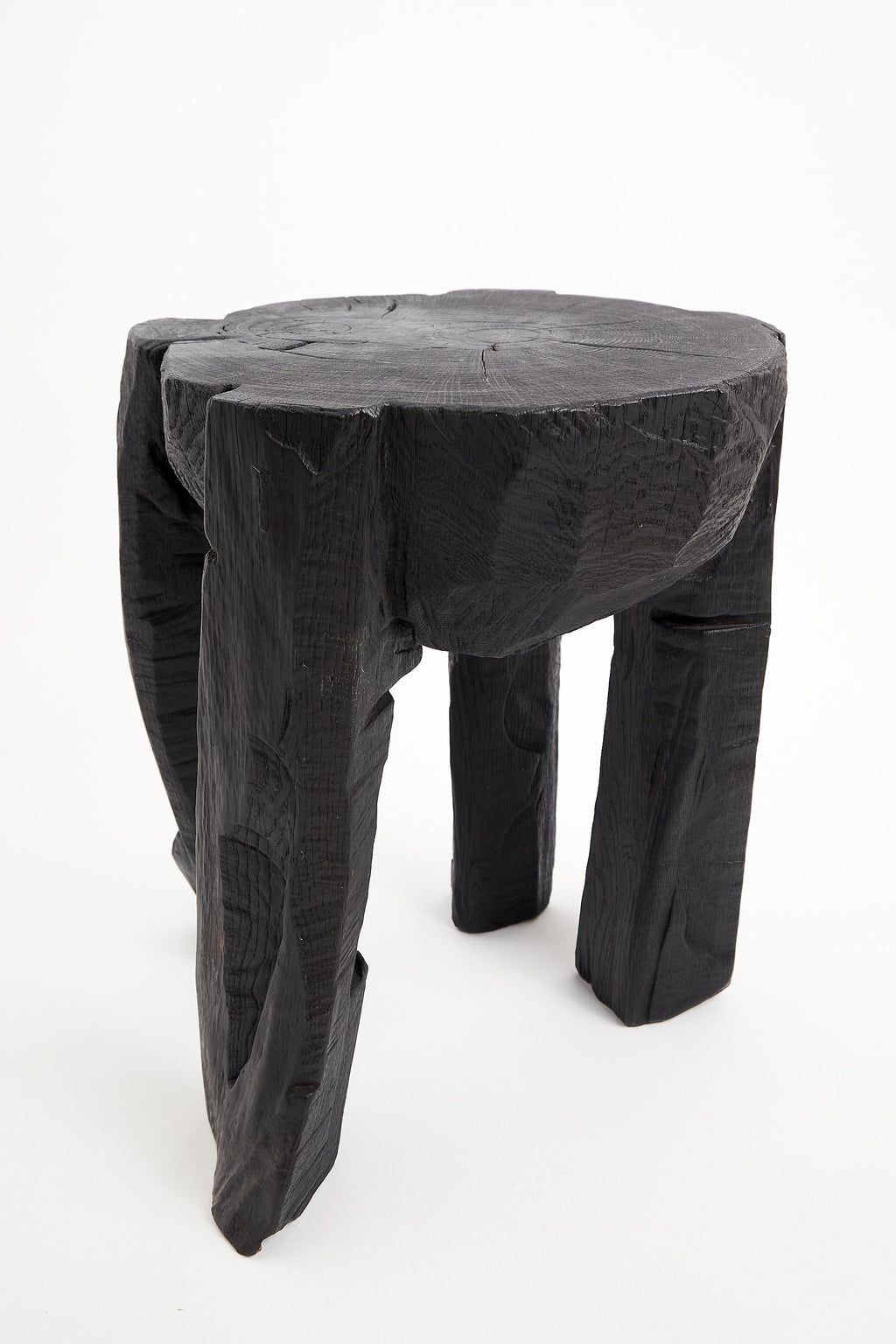 https://a.1stdibscdn.com/logniture-solid-burnt-wood-oak-side-table-wine-table-chainsaw-carved-for-sale-picture-2/f_80402/f_417389221727899732836/_DSF8125_master.jpg